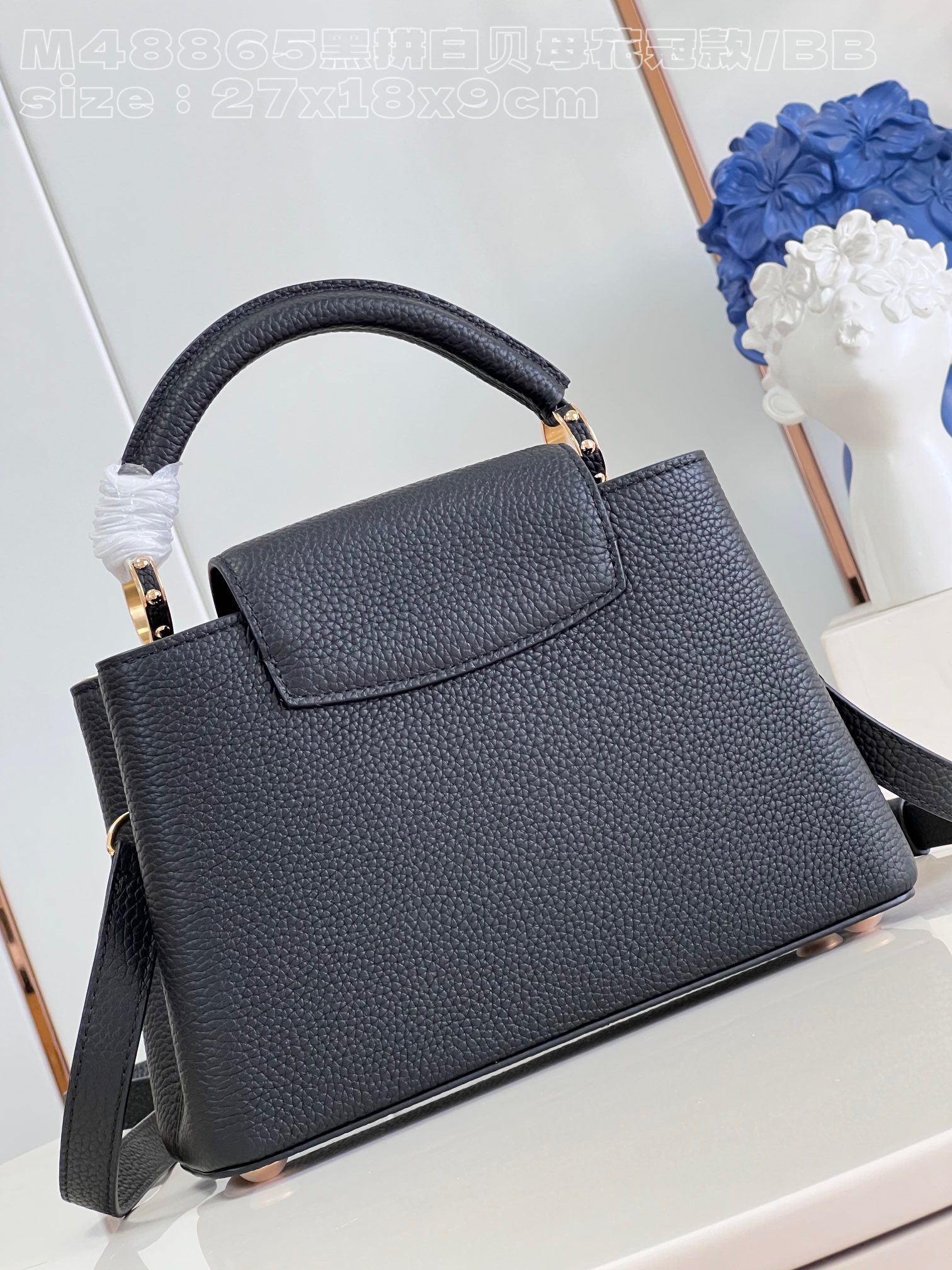 l**is V*t*n capucines bb handbag