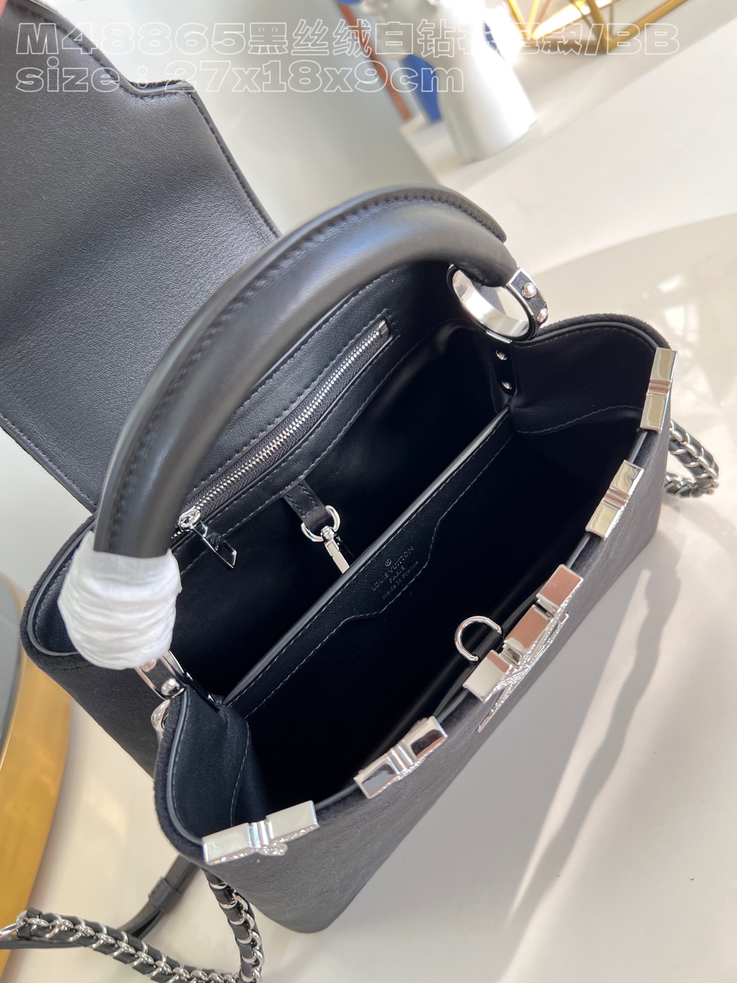l**is V*t*n capucines bb handbag