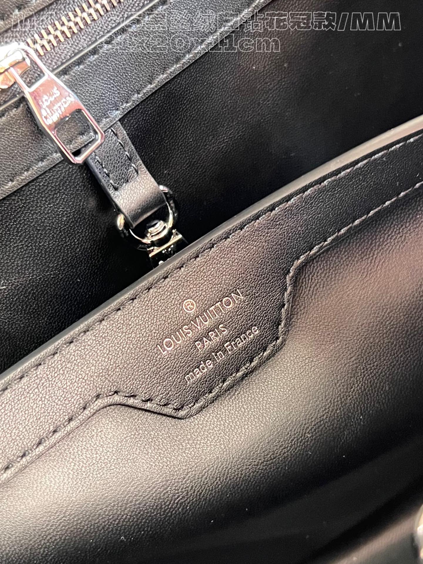 l**is V*t*n capucines mm handbag