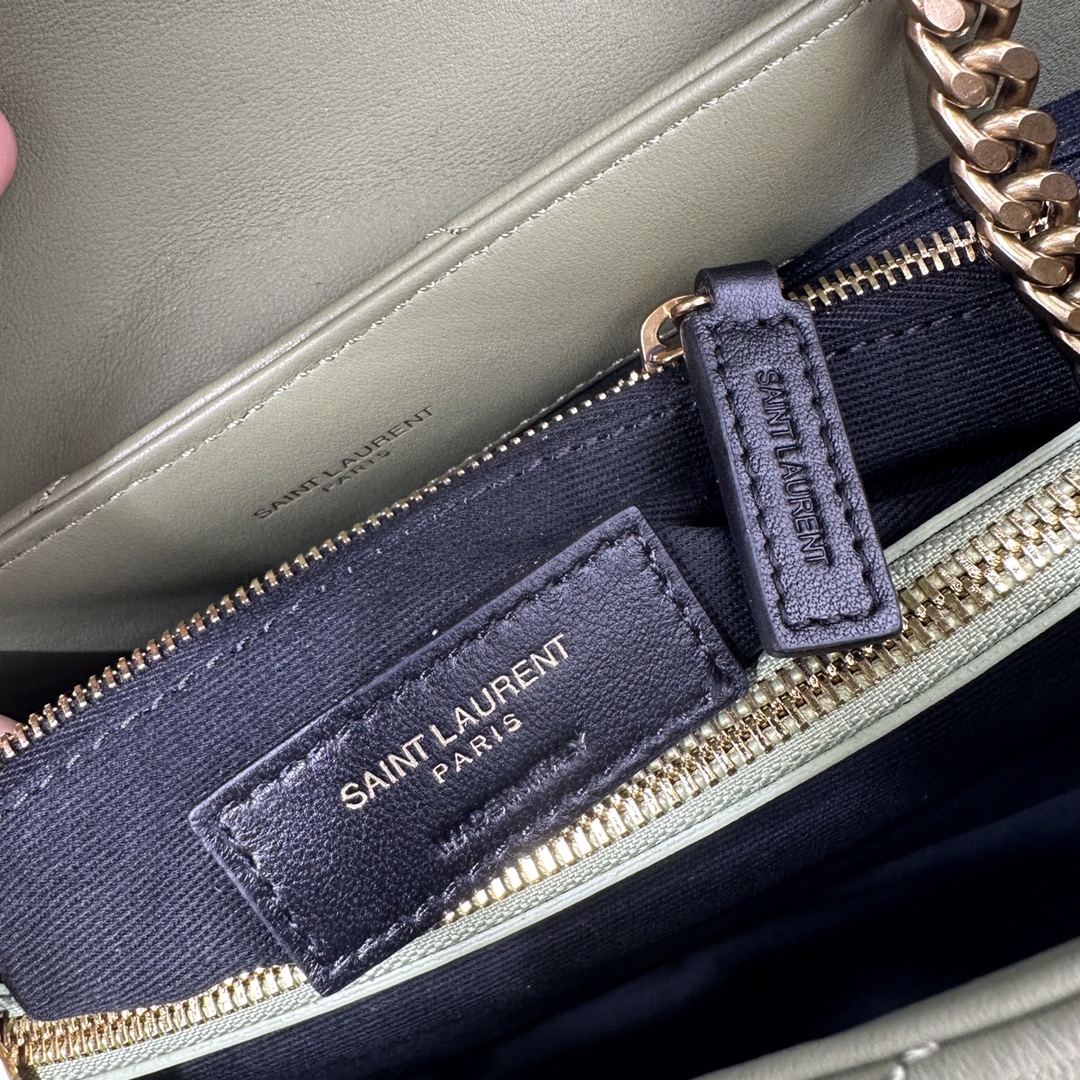 LOULOU MEDIUM IN QUILTED LEATHER