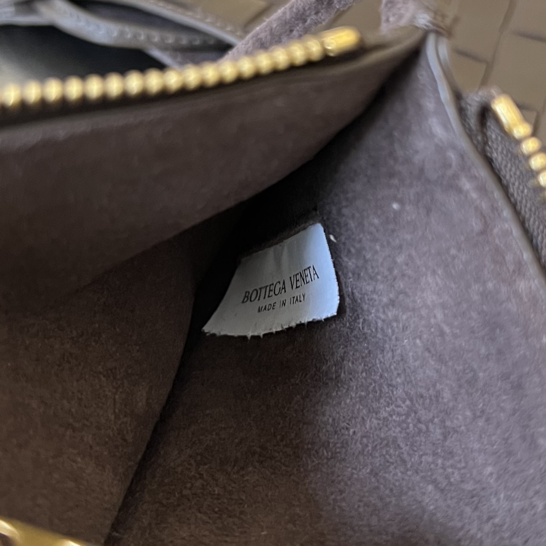bo*te*ga Ve*ne*ta small solstice shoulder bag