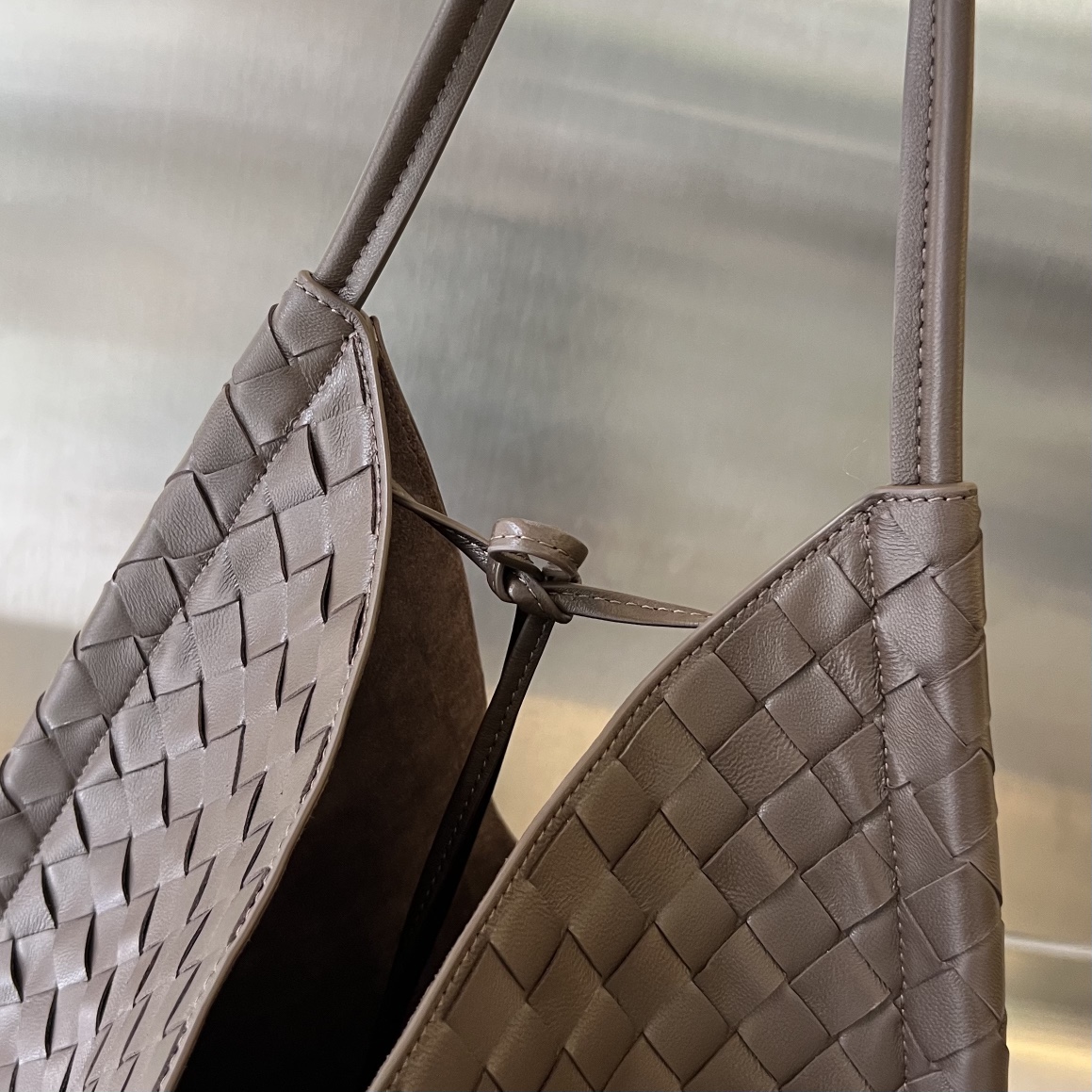 bo*te*ga Ve*ne*ta medium solstice shoulder bag