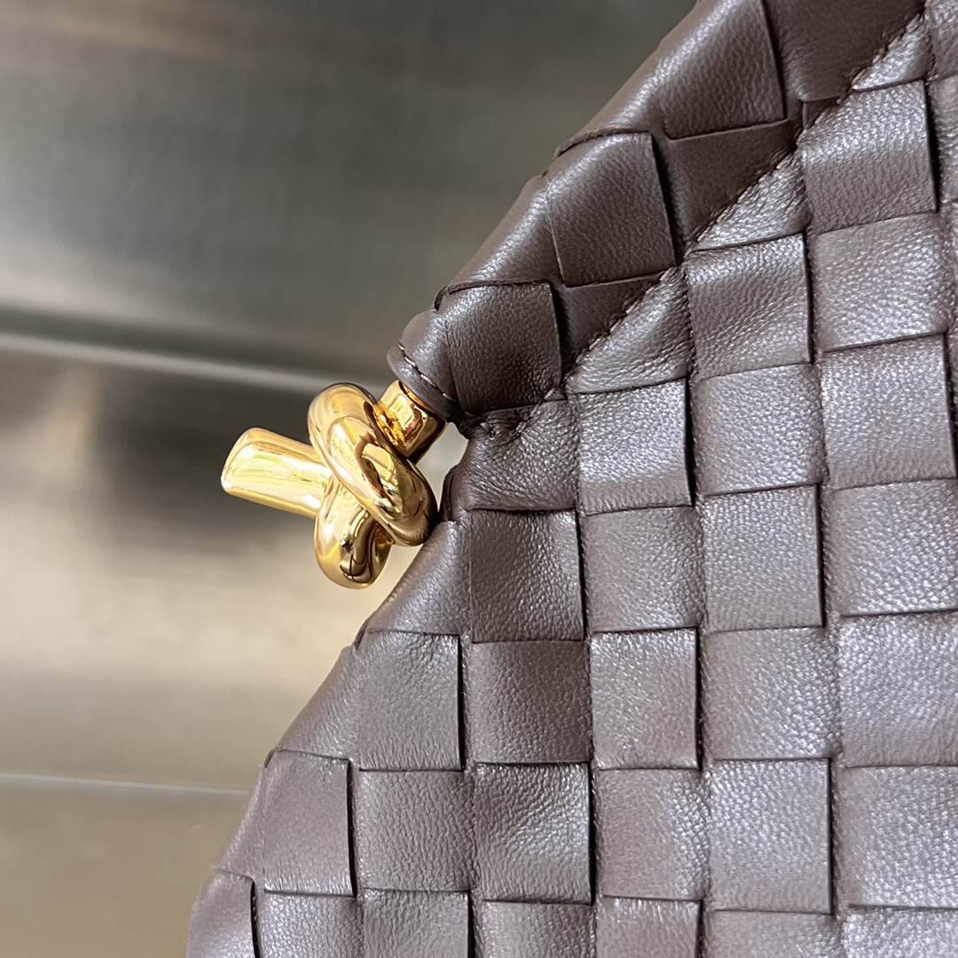 bo*te*ga Ve*ne*ta medium solstice shoulder bag