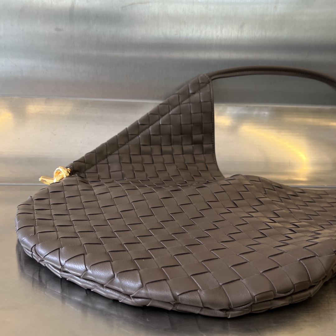 bo*te*ga Ve*ne*ta medium solstice shoulder bag