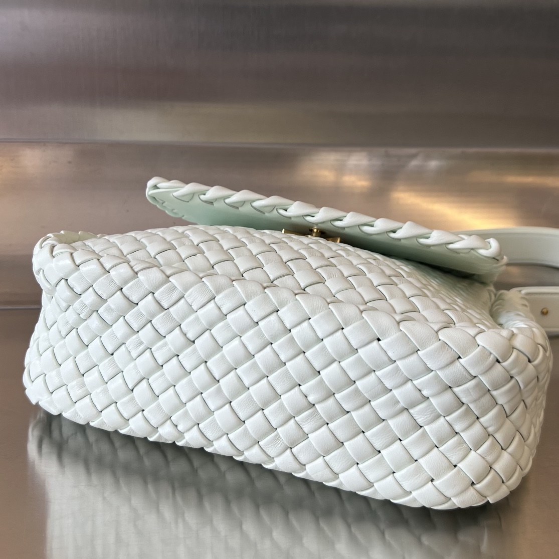 bo*te*ga Ve*ne*ta small cobble shoulder bag
