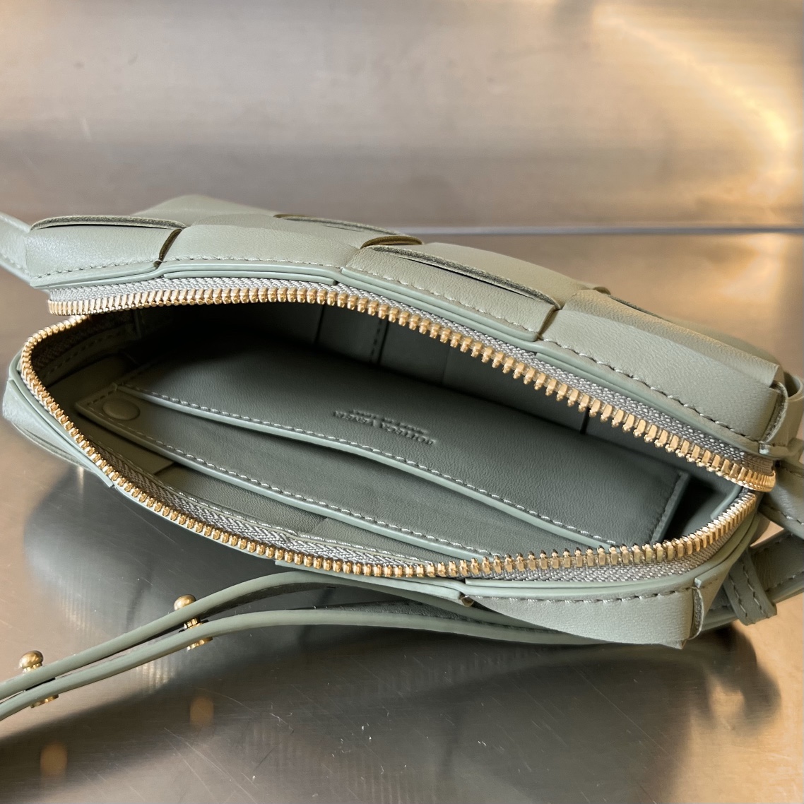 bo*te*ga Ve*ne*ta mini cassette cross-body bag