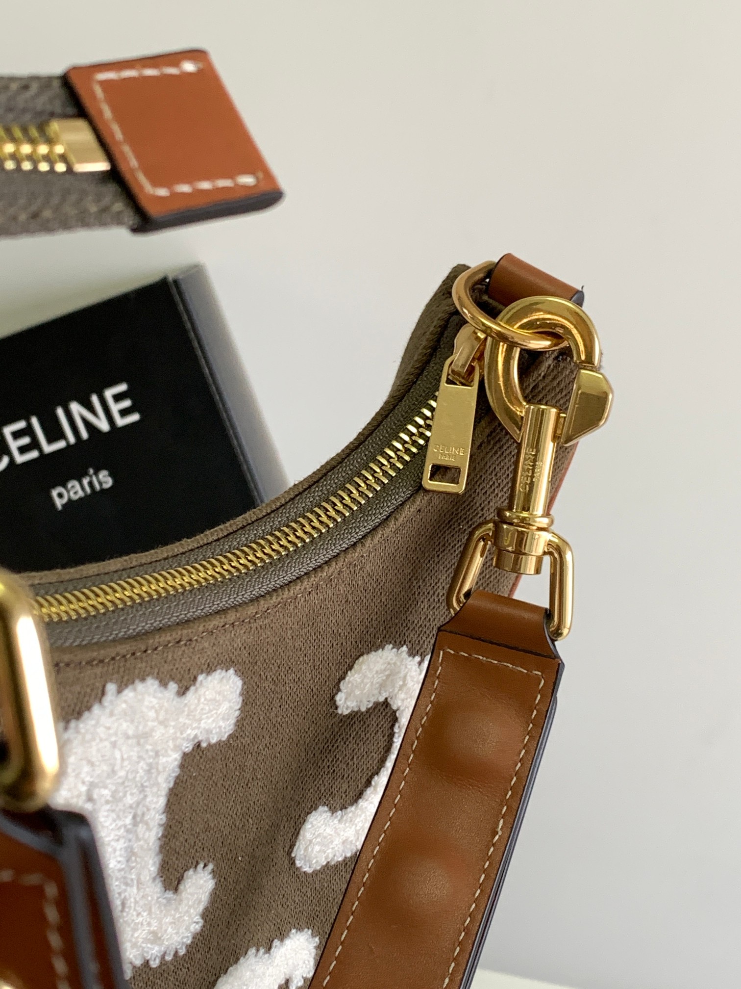 Ce**e ava bag