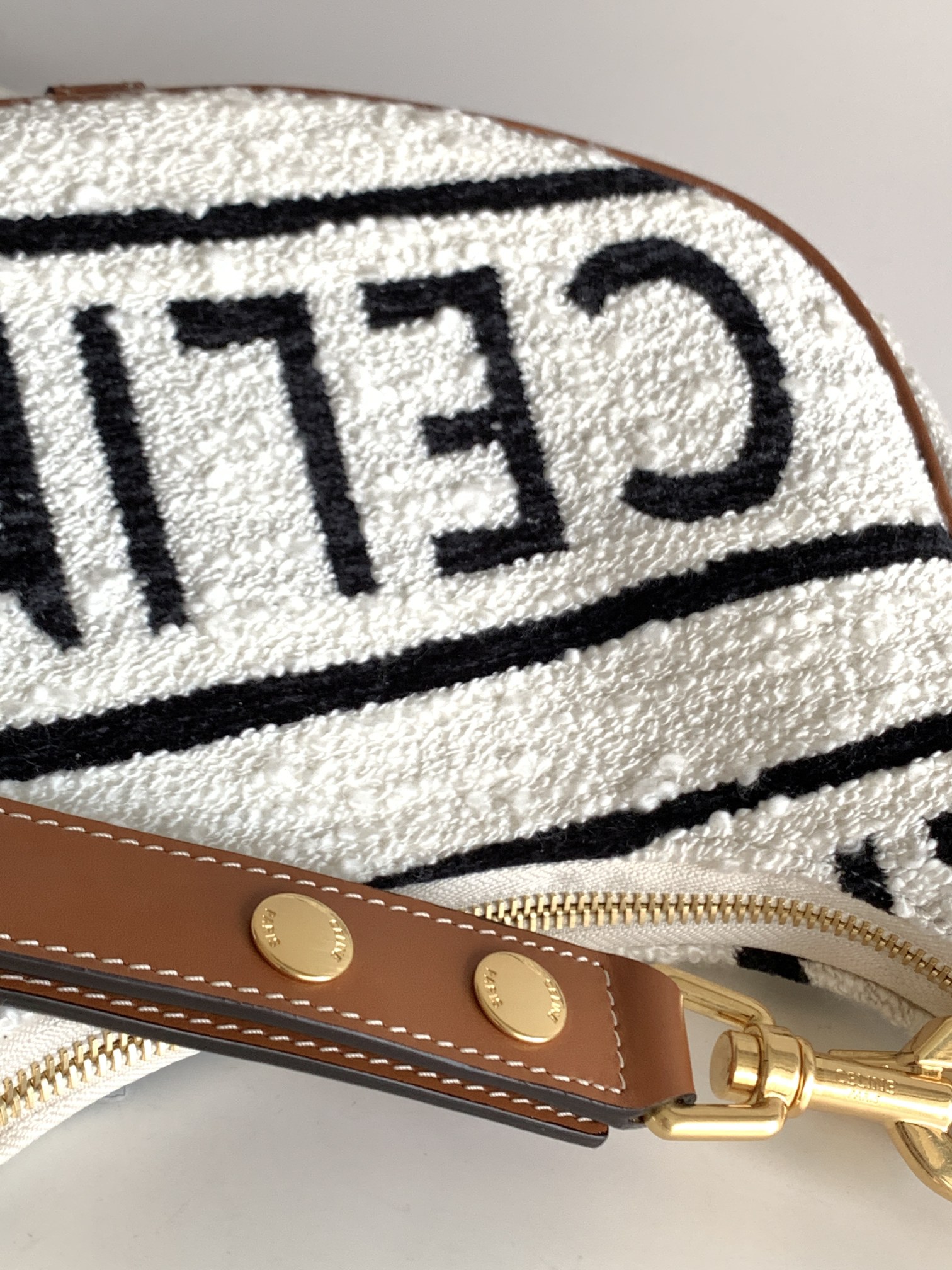 Ce**e ava bag