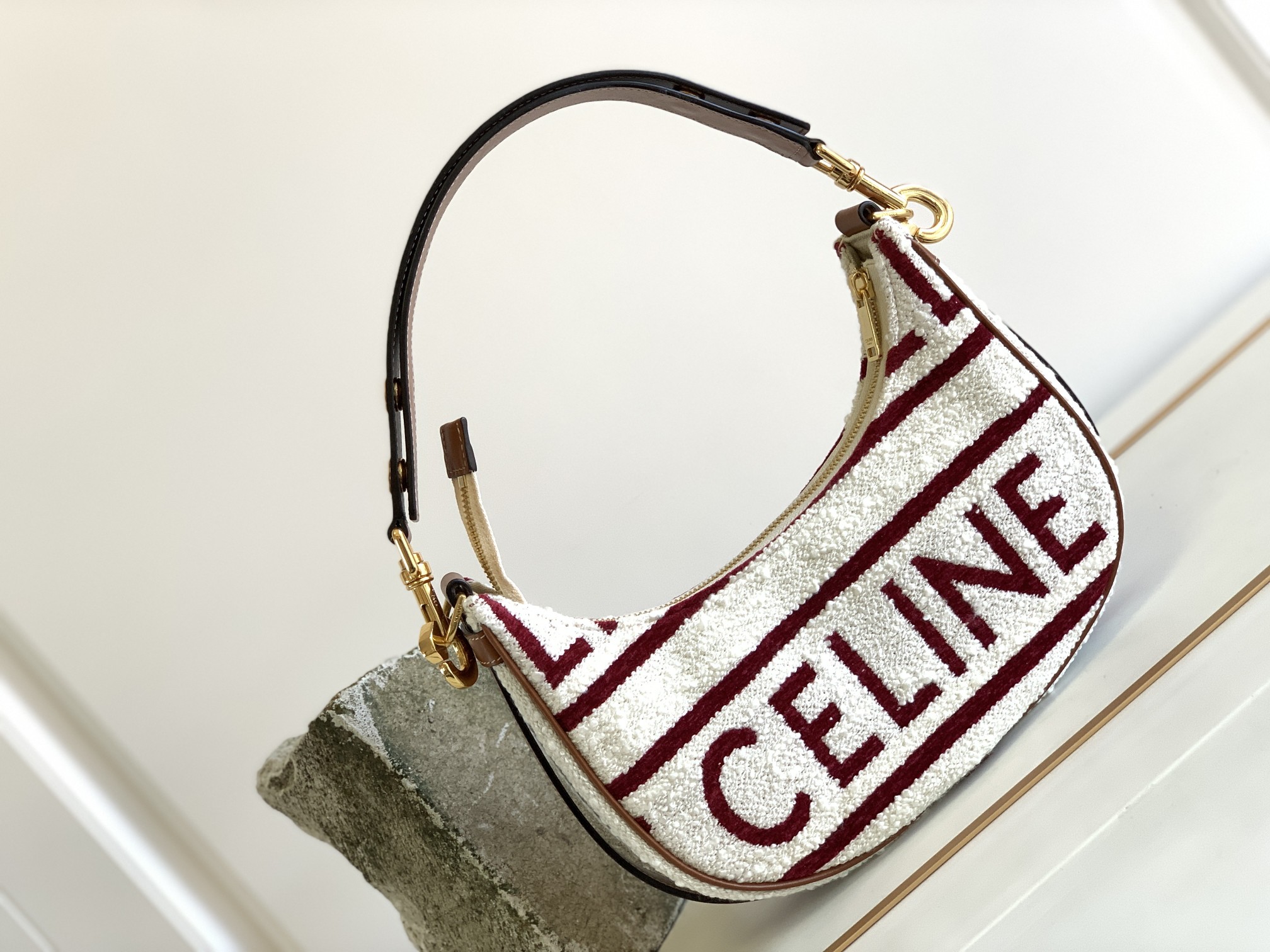 Ce**e ava bag