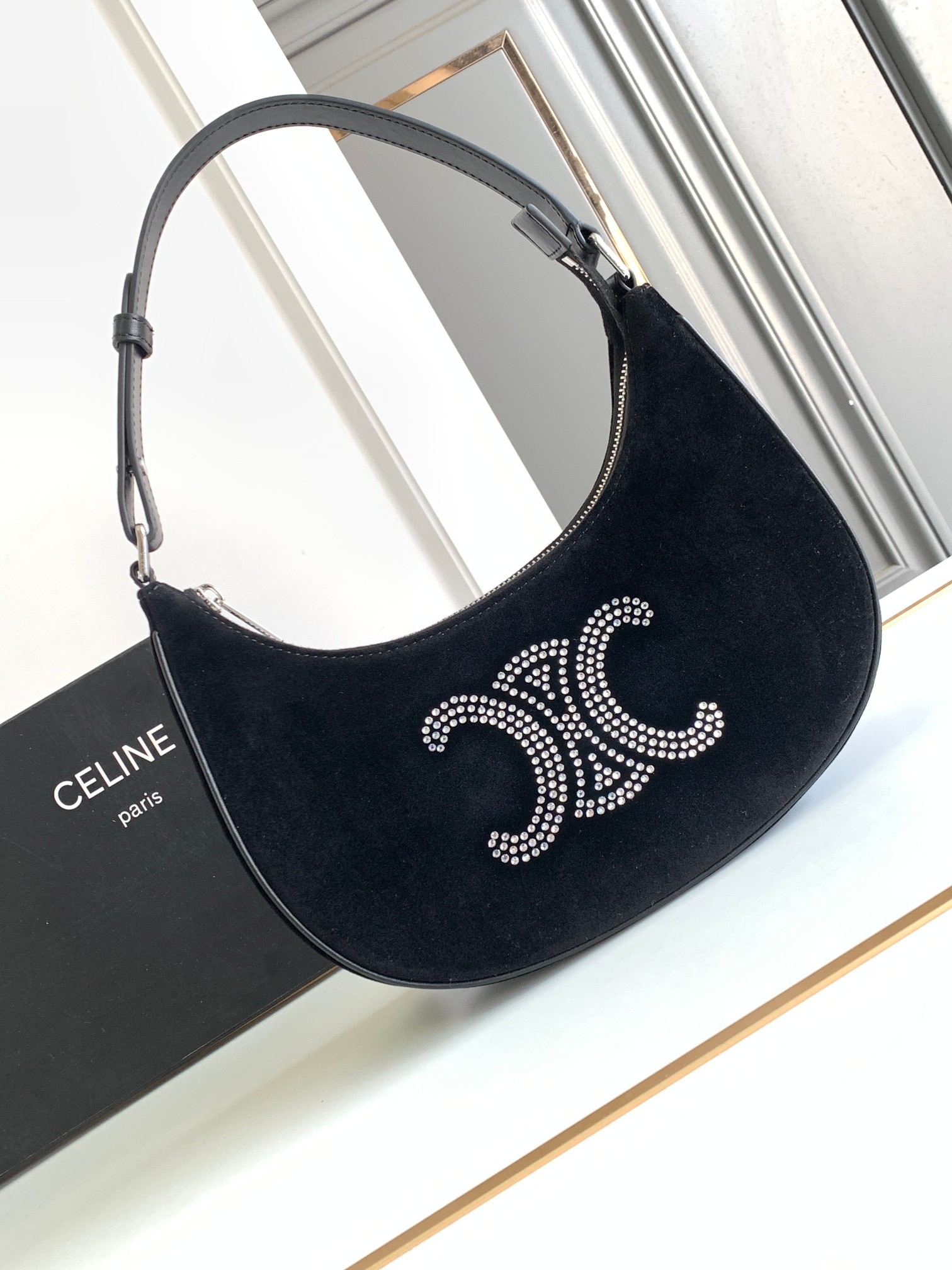 Ce**e ava triomphe bag