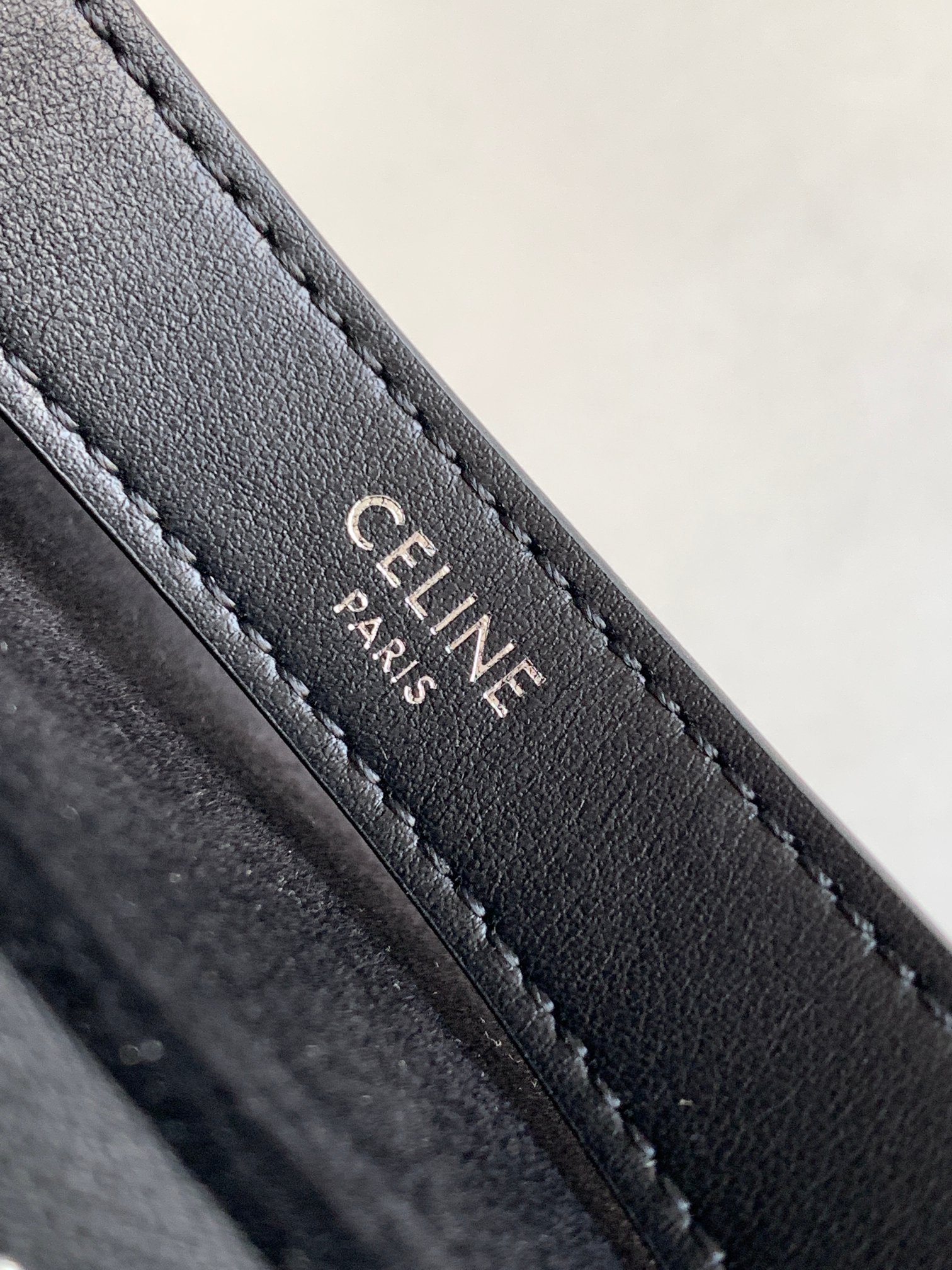 Ce**e ava triomphe bag