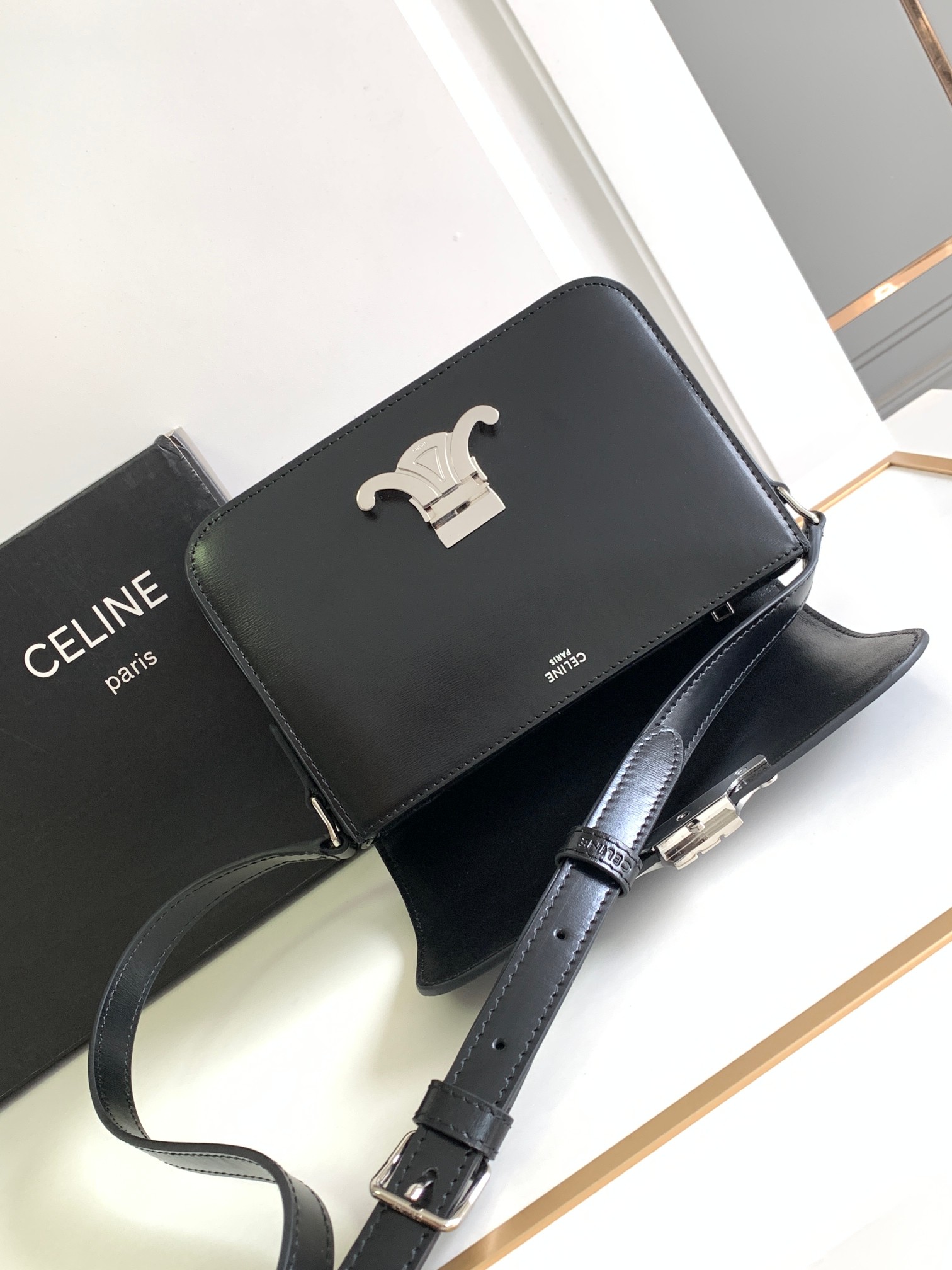 Ce**e teen triomphe bag
