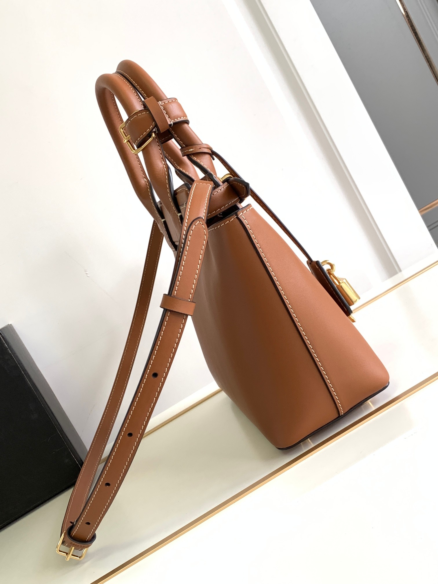 Ce**e teen Ce**e conti bag in natural calfskin