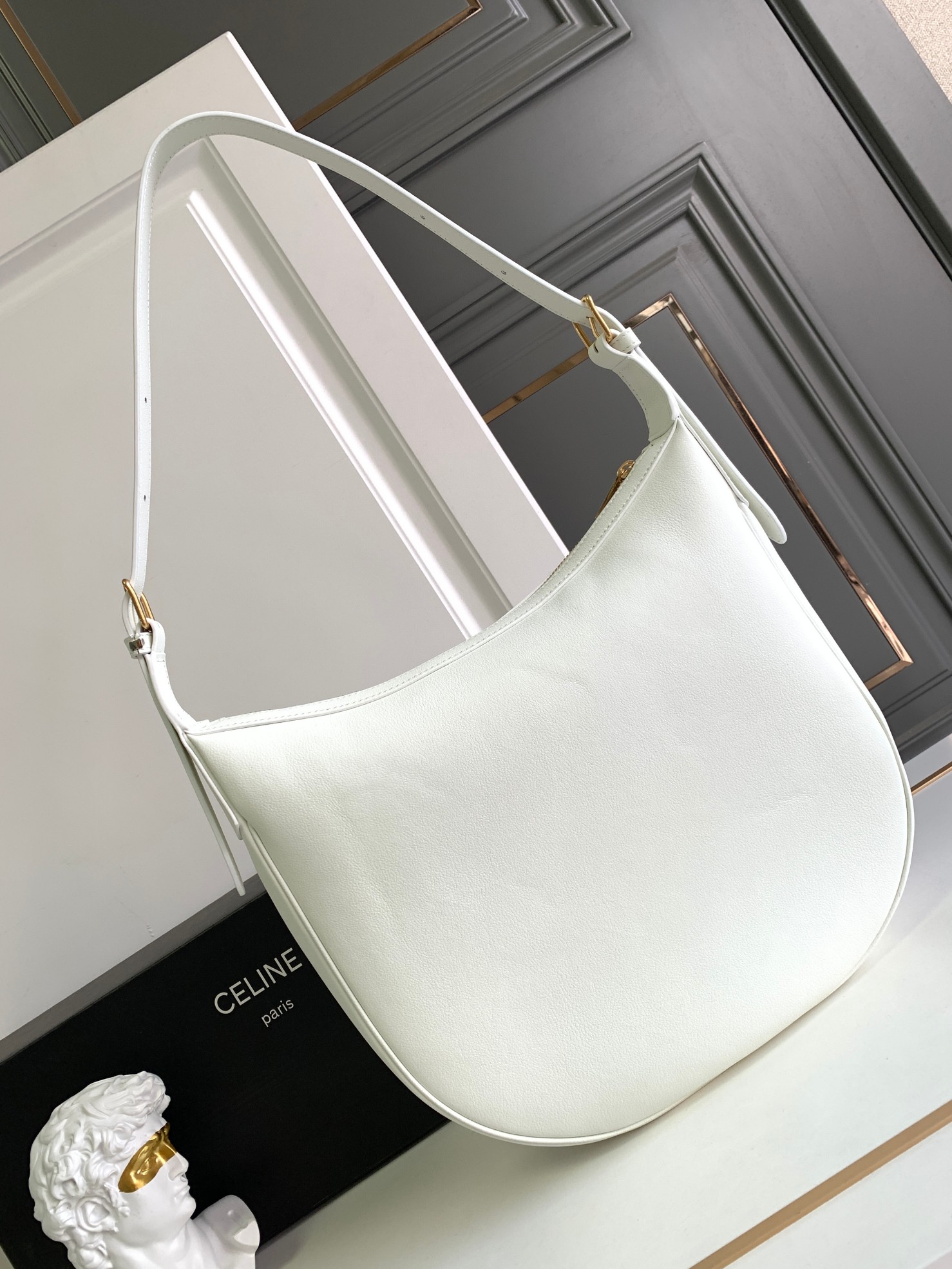 ce**e heloise bag in S*pple calfskin moon