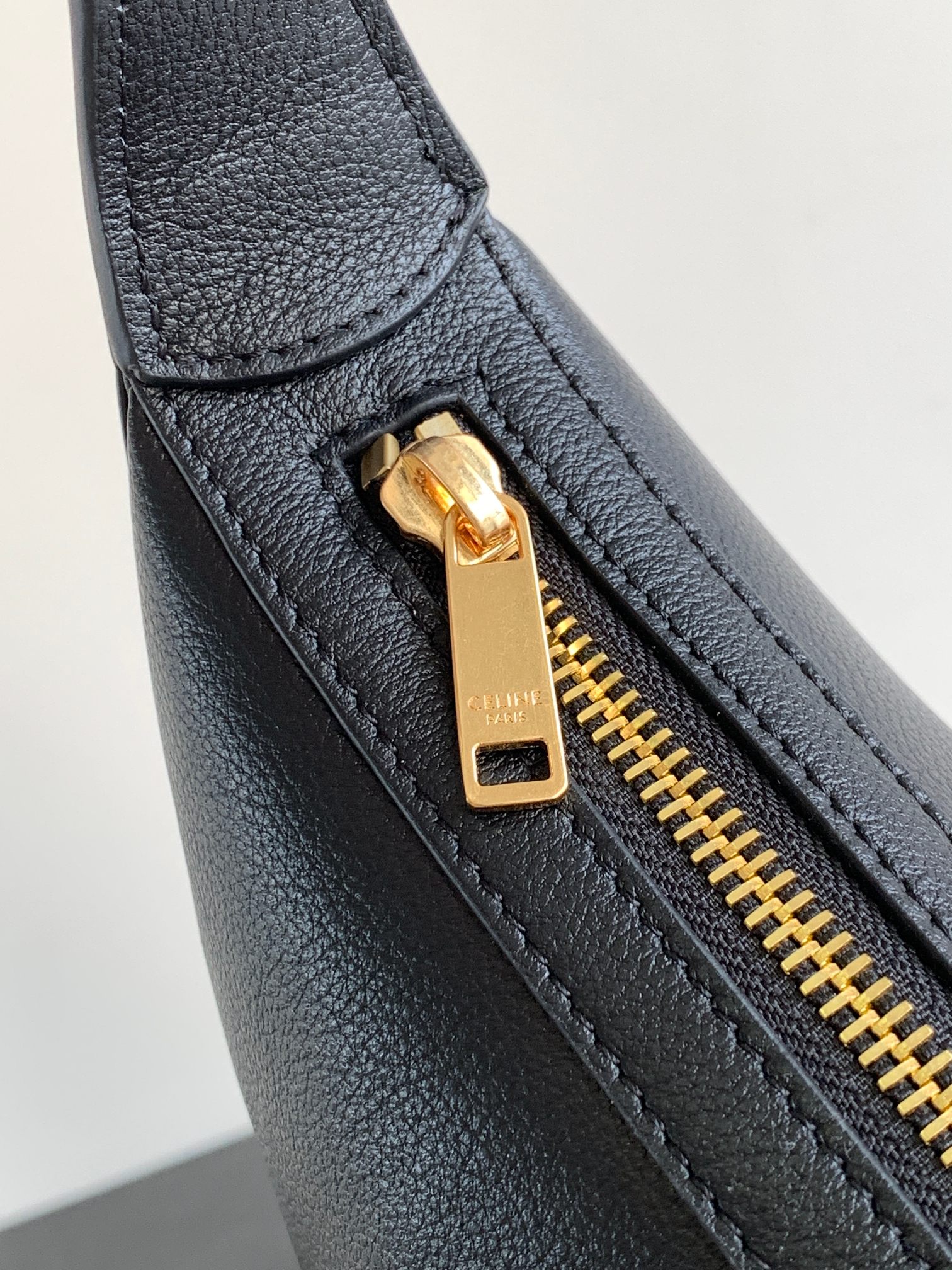 ce**e heloise bag in S*pple calfskin moon
