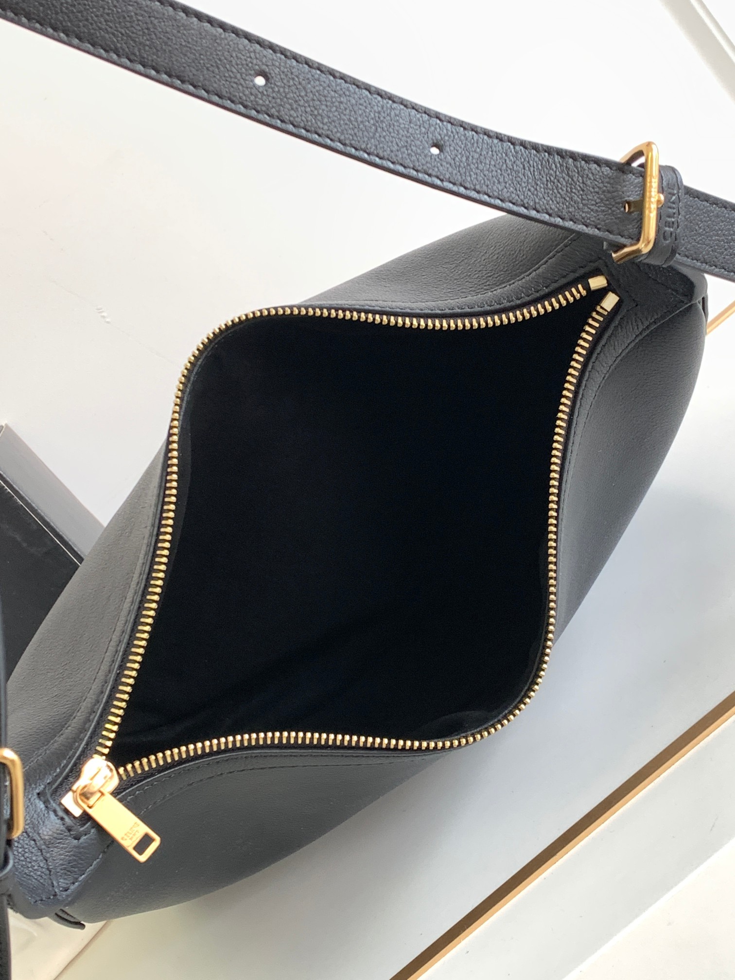 ce**e heloise bag in S*pple calfskin moon
