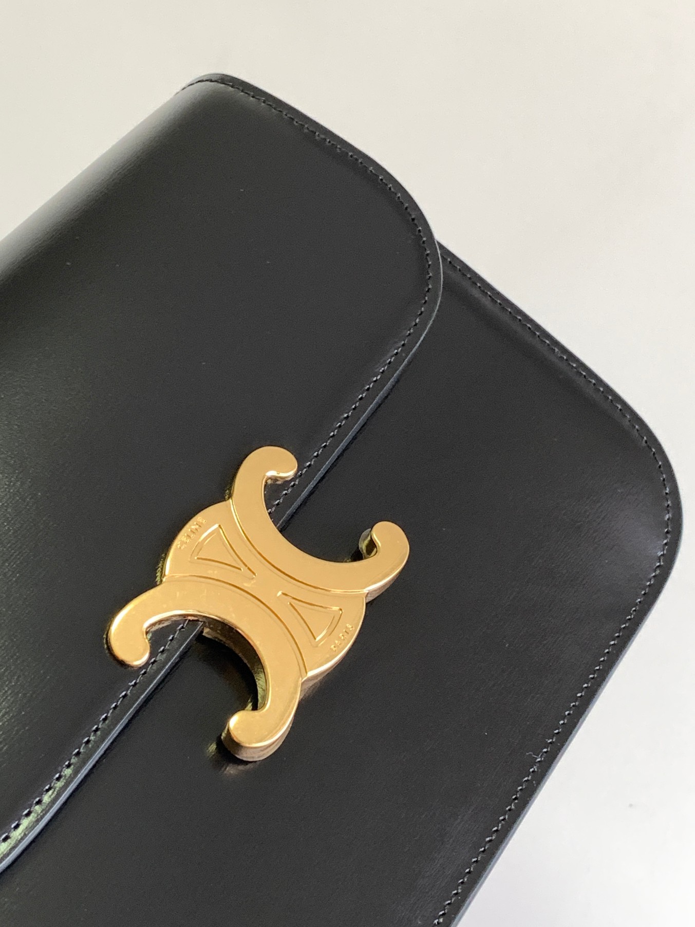 Ce**e medium college bag in shiny calfskin