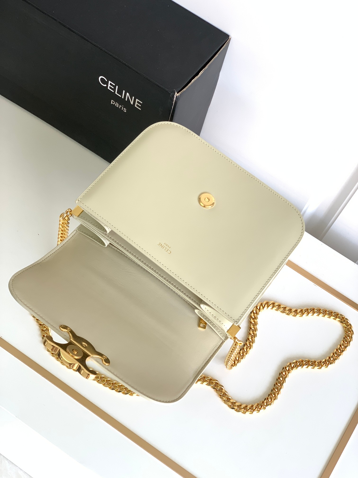 Ce**e medium college bag in shiny calfskin
