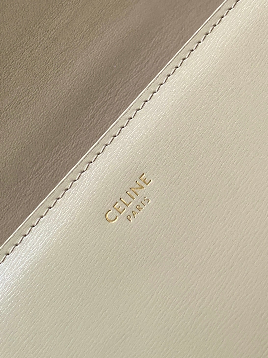 Ce**e medium college bag in shiny calfskin