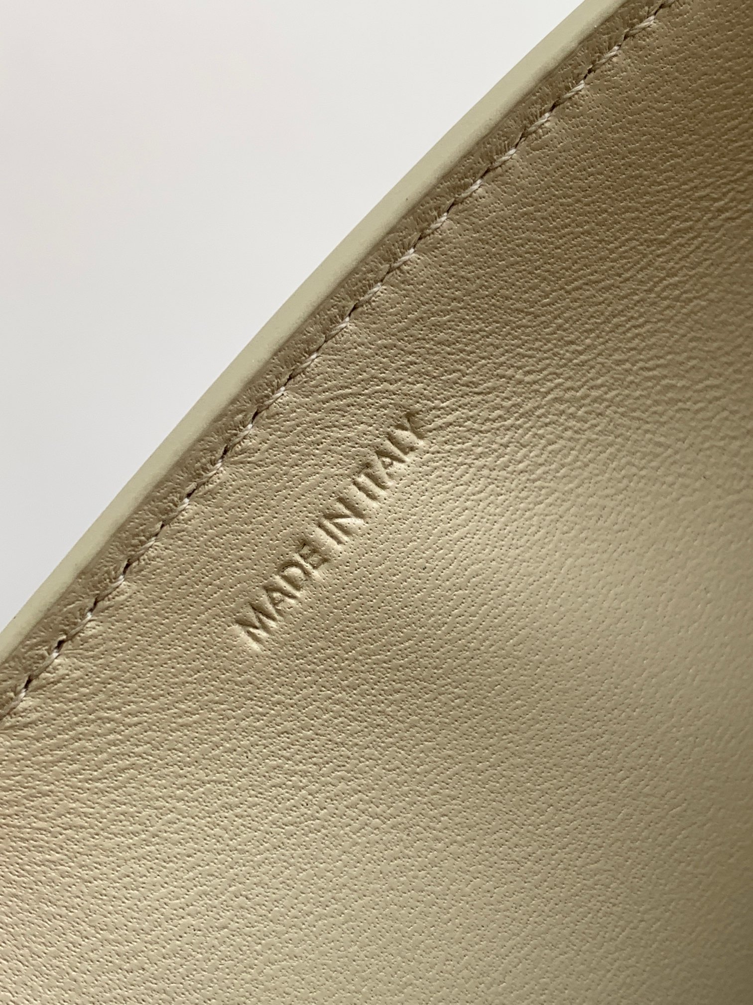 Ce**e medium college bag in shiny calfskin