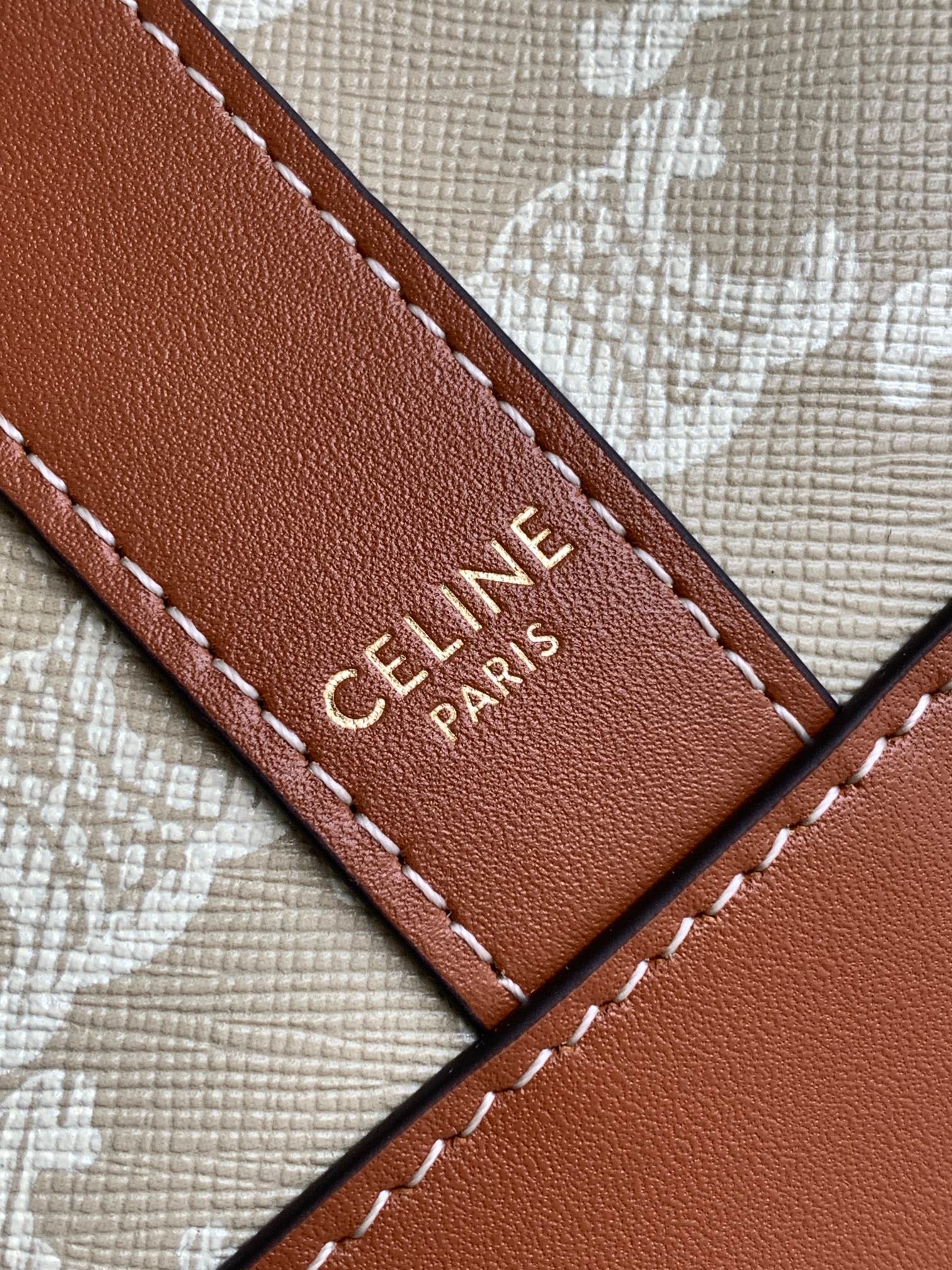Ce**e small bucket in triomphe canvas and calfskin