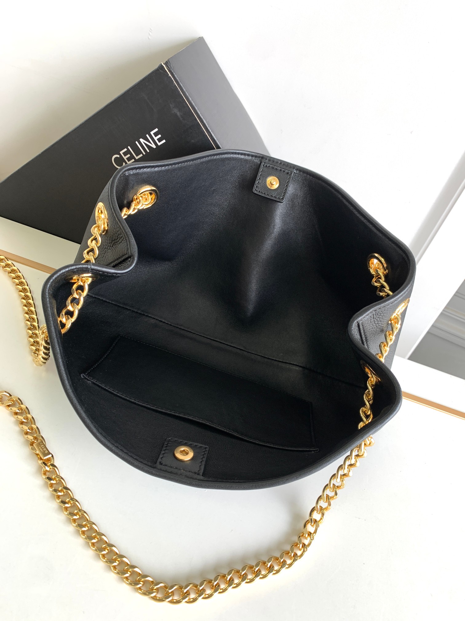 ce**e medium newspaper bag in S*pple calfskin chestnut