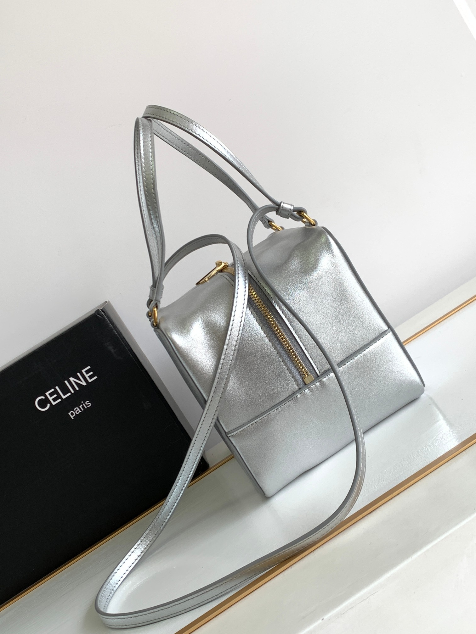 Ce**e folded cube bag in smooth calfskin