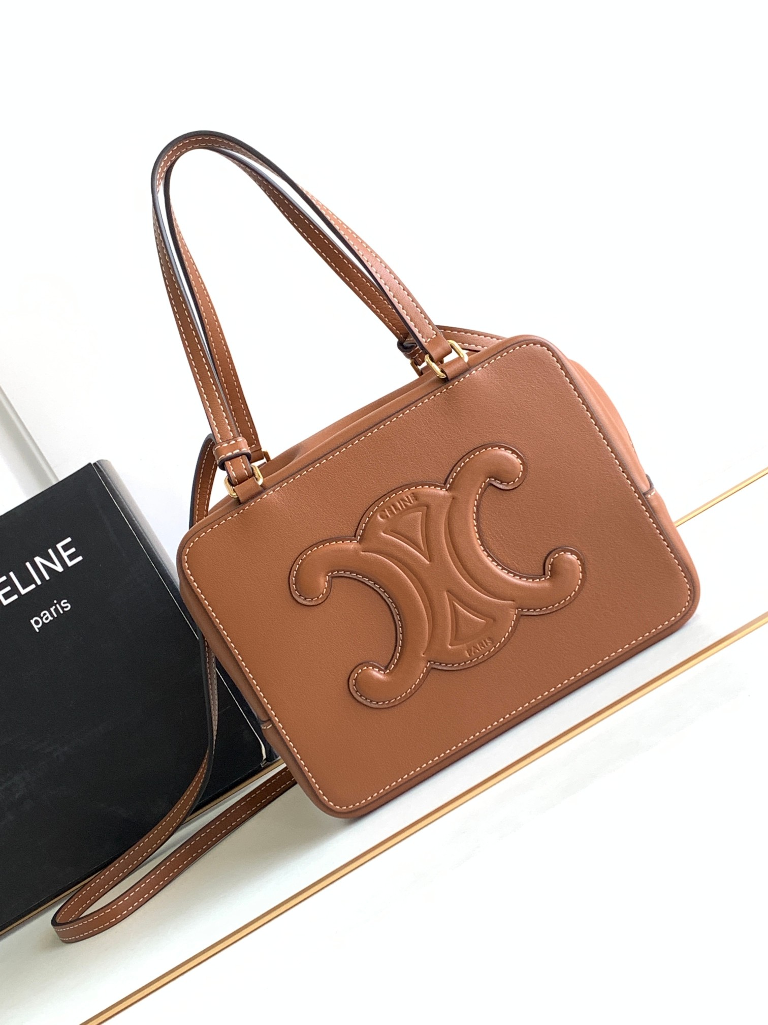 Ce**e folded cube bag in smooth calfskin