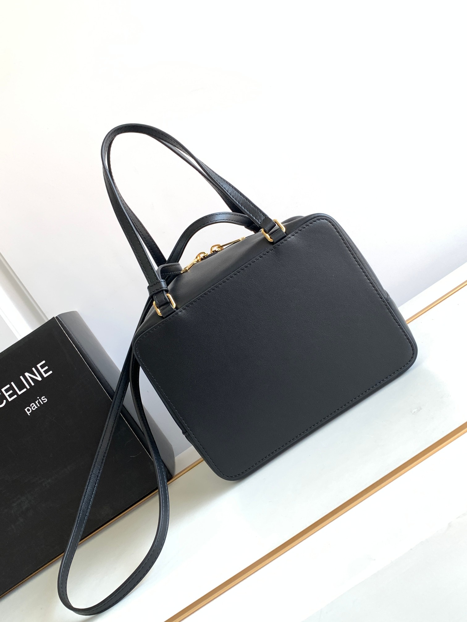 Ce**e folded cube bag in smooth calfskin