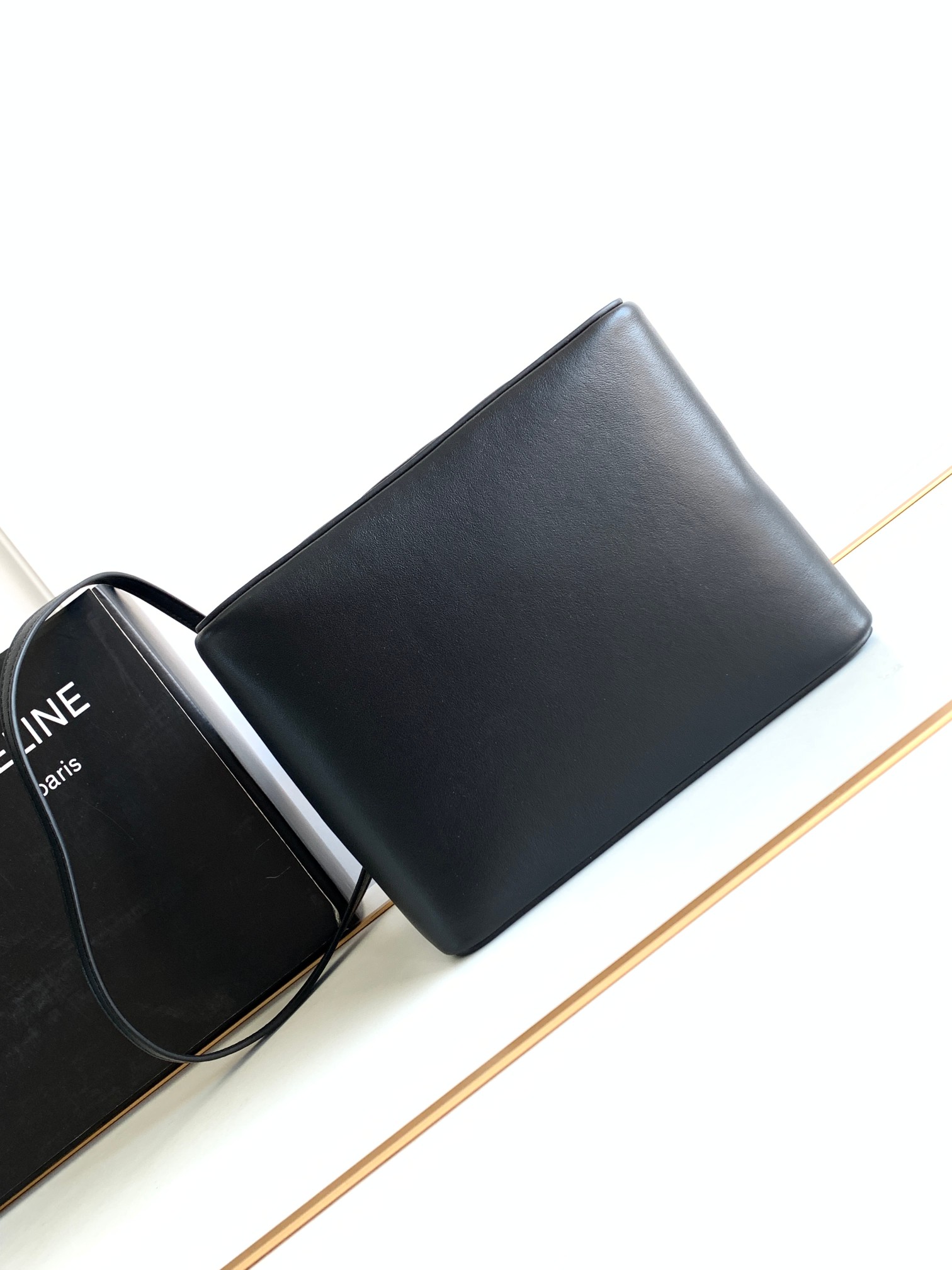 Ce**e folded cube bag in smooth calfskin