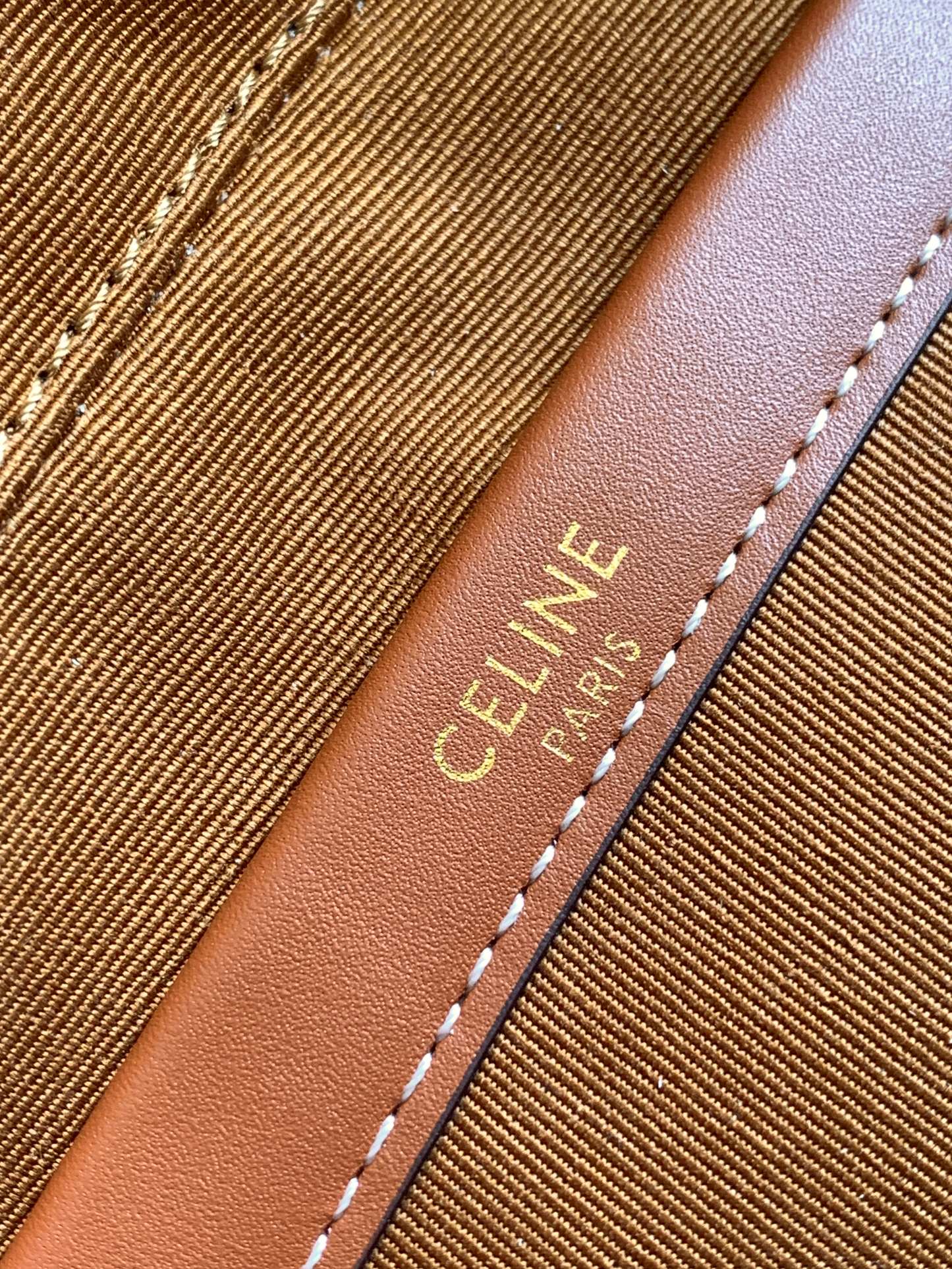 Ce**e messenger box in triomphe canvas and calfskin