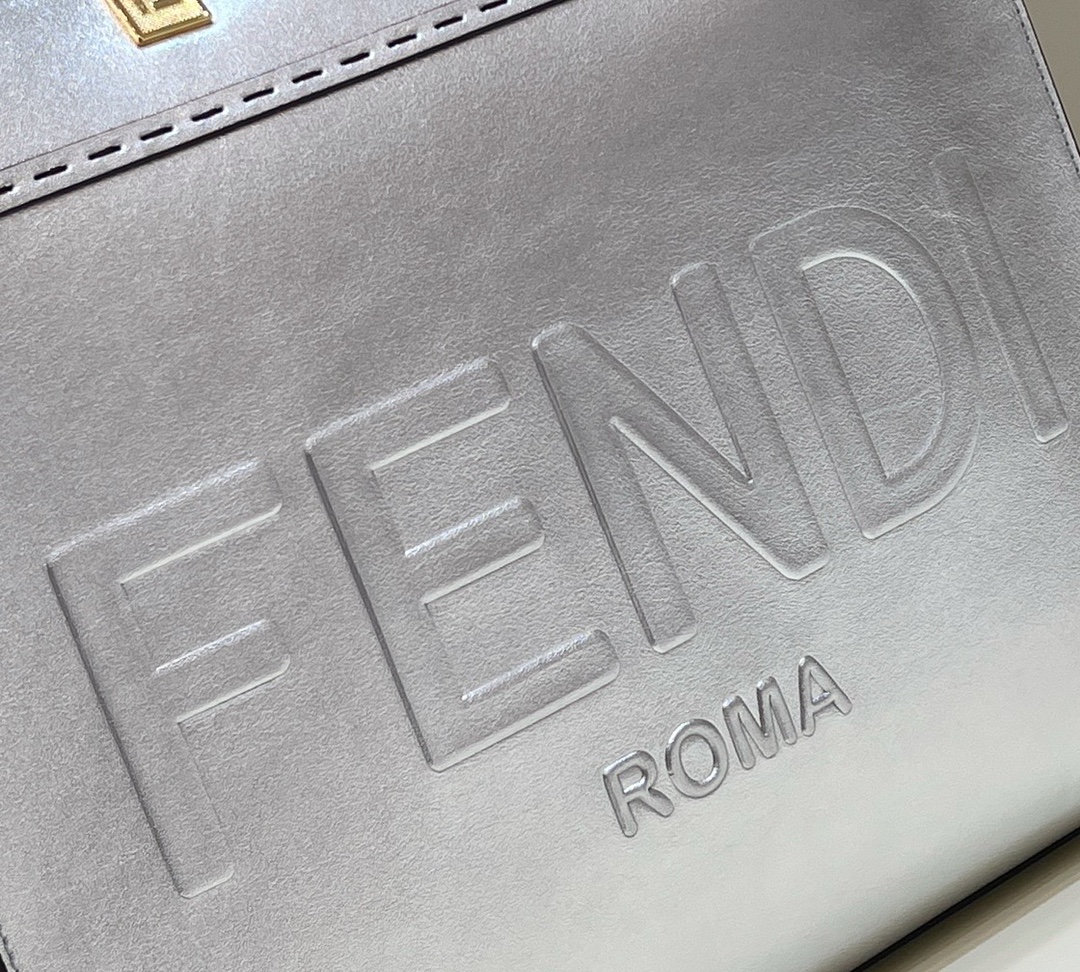 F**di shopping bag tote