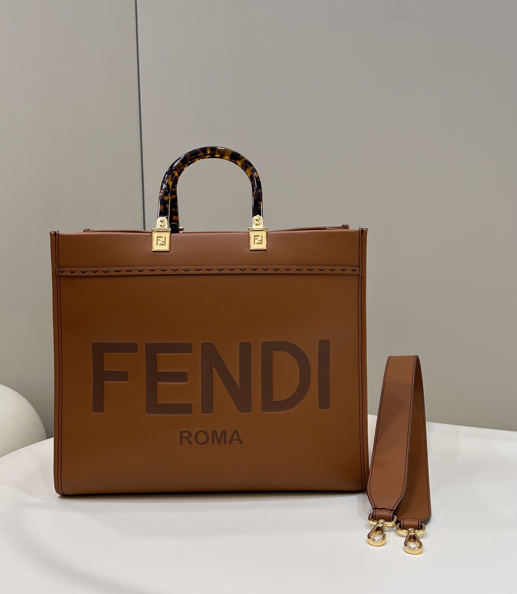 F**di sunshine tote