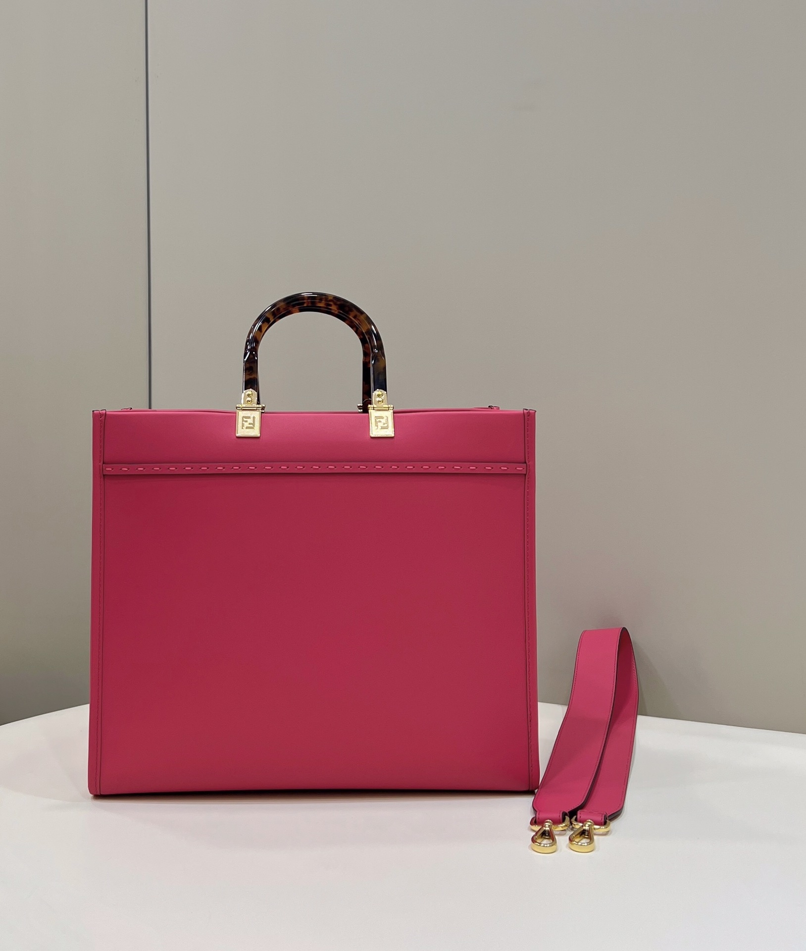 F**di sunshine tote