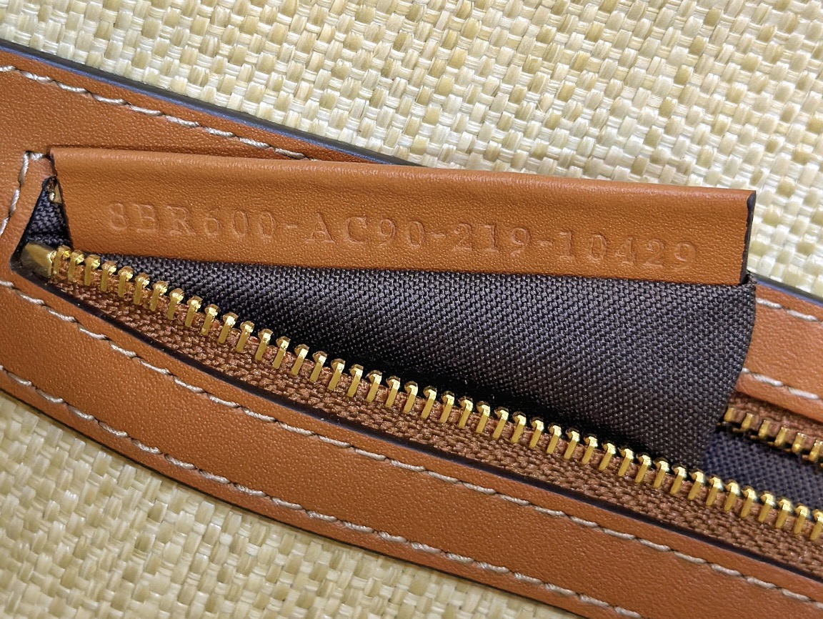 F**di baguette bag
