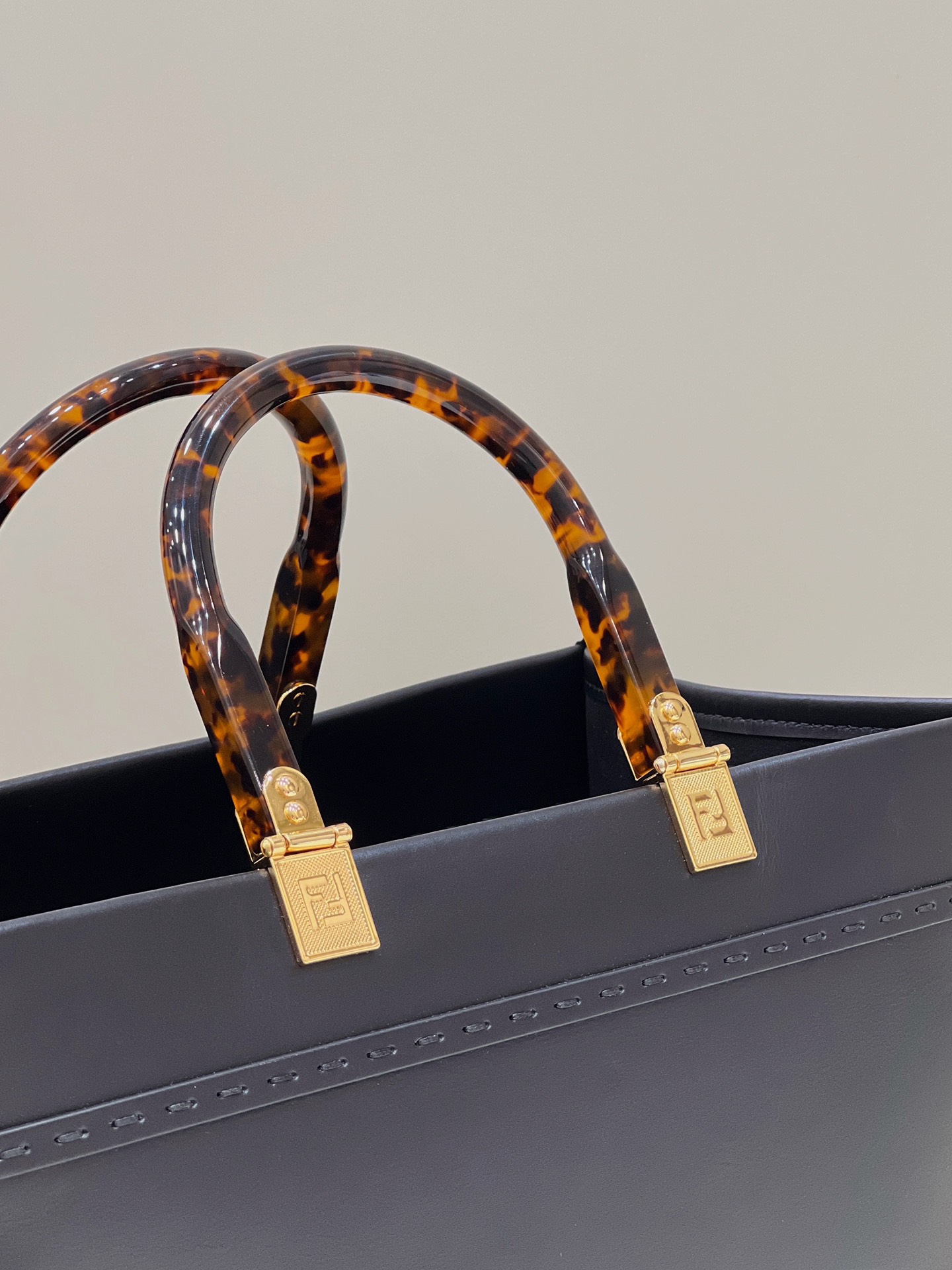 F**di sunshine tote