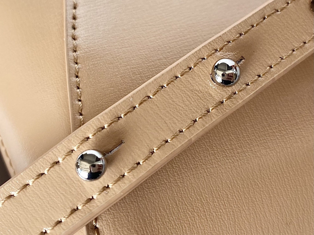 Givenchy XS Antigona Bag