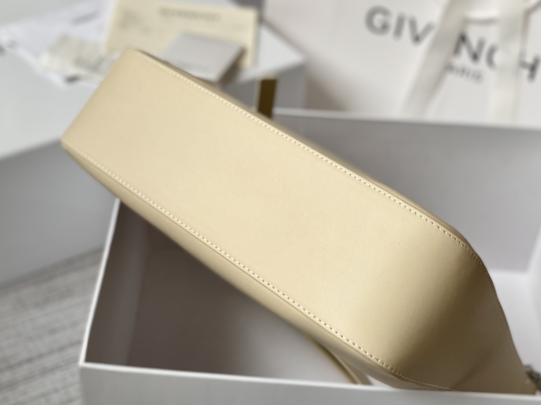 Givenchy Moon Cut Medium Bag