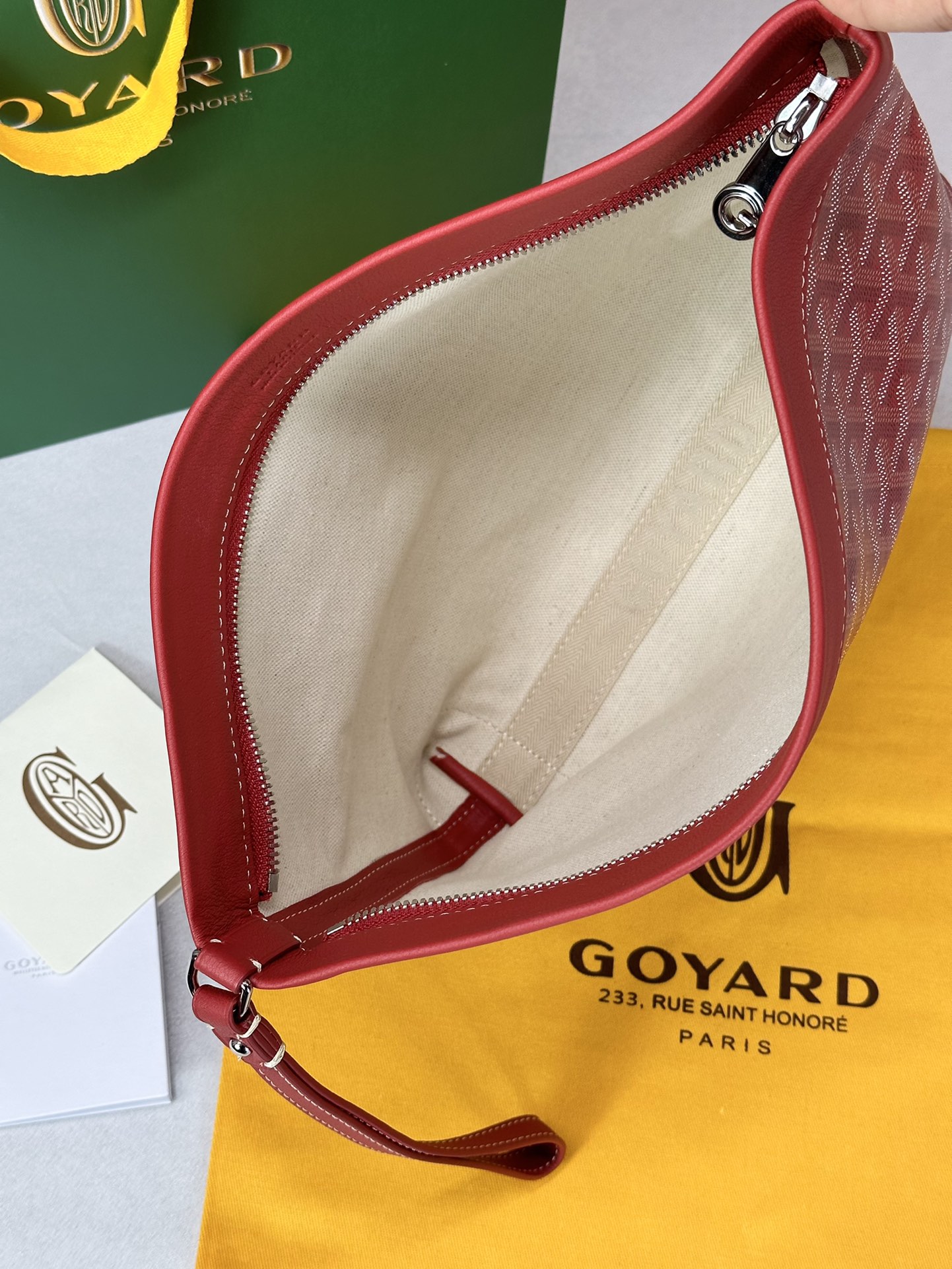 Go*ard conti handbag