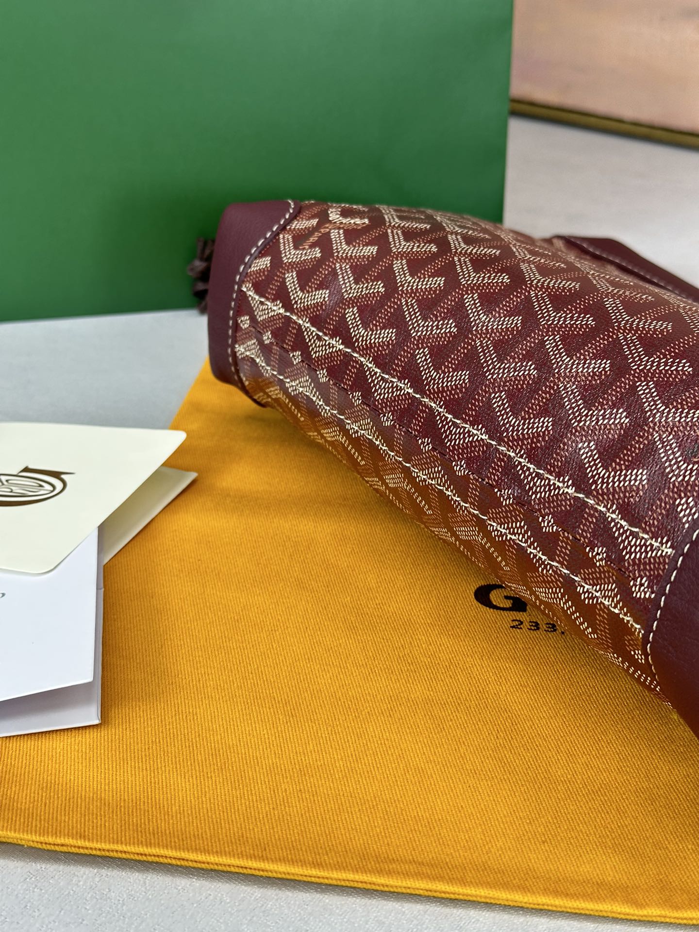 Go*ard conti handbag