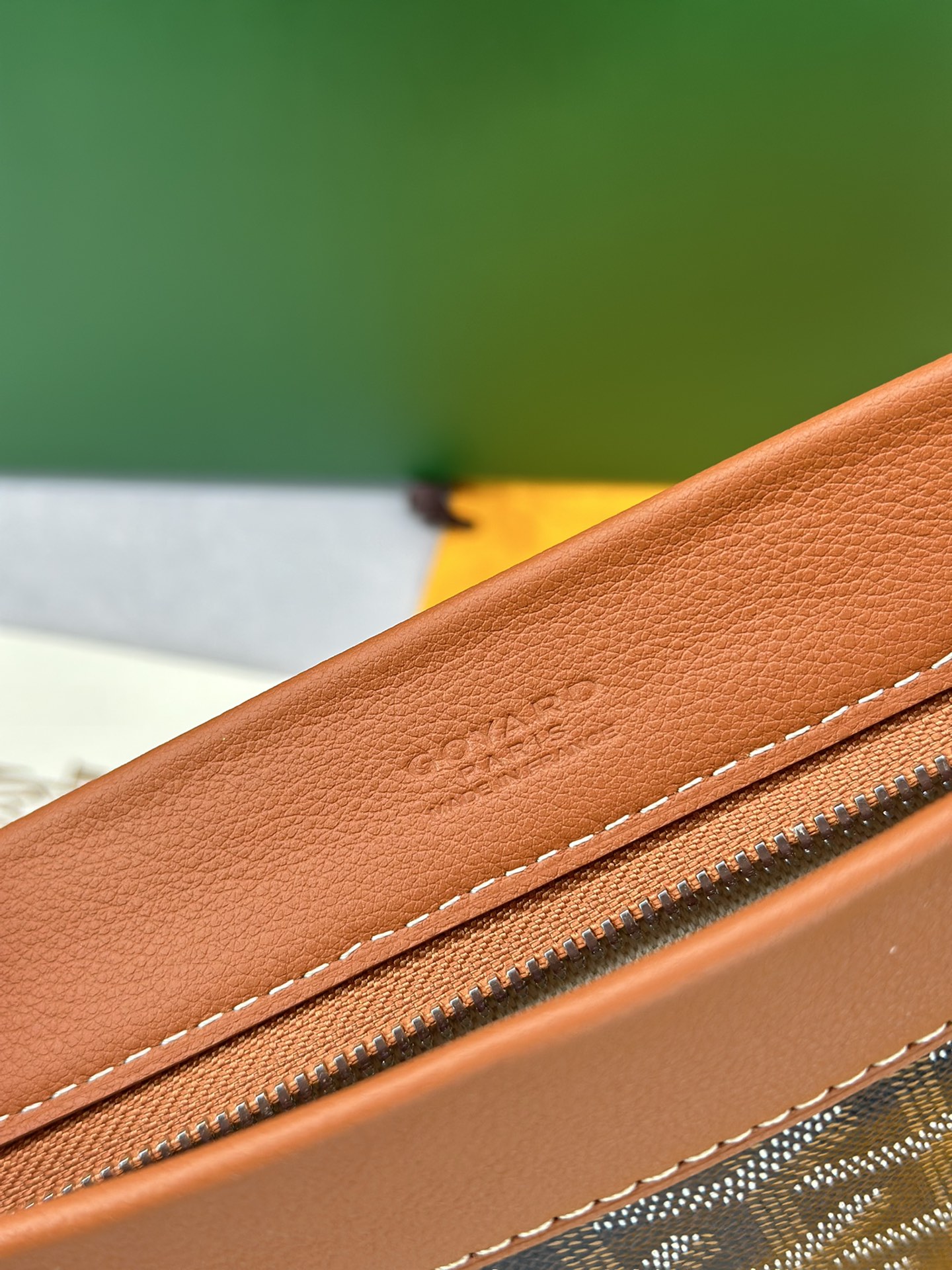 Go*ard conti handbag