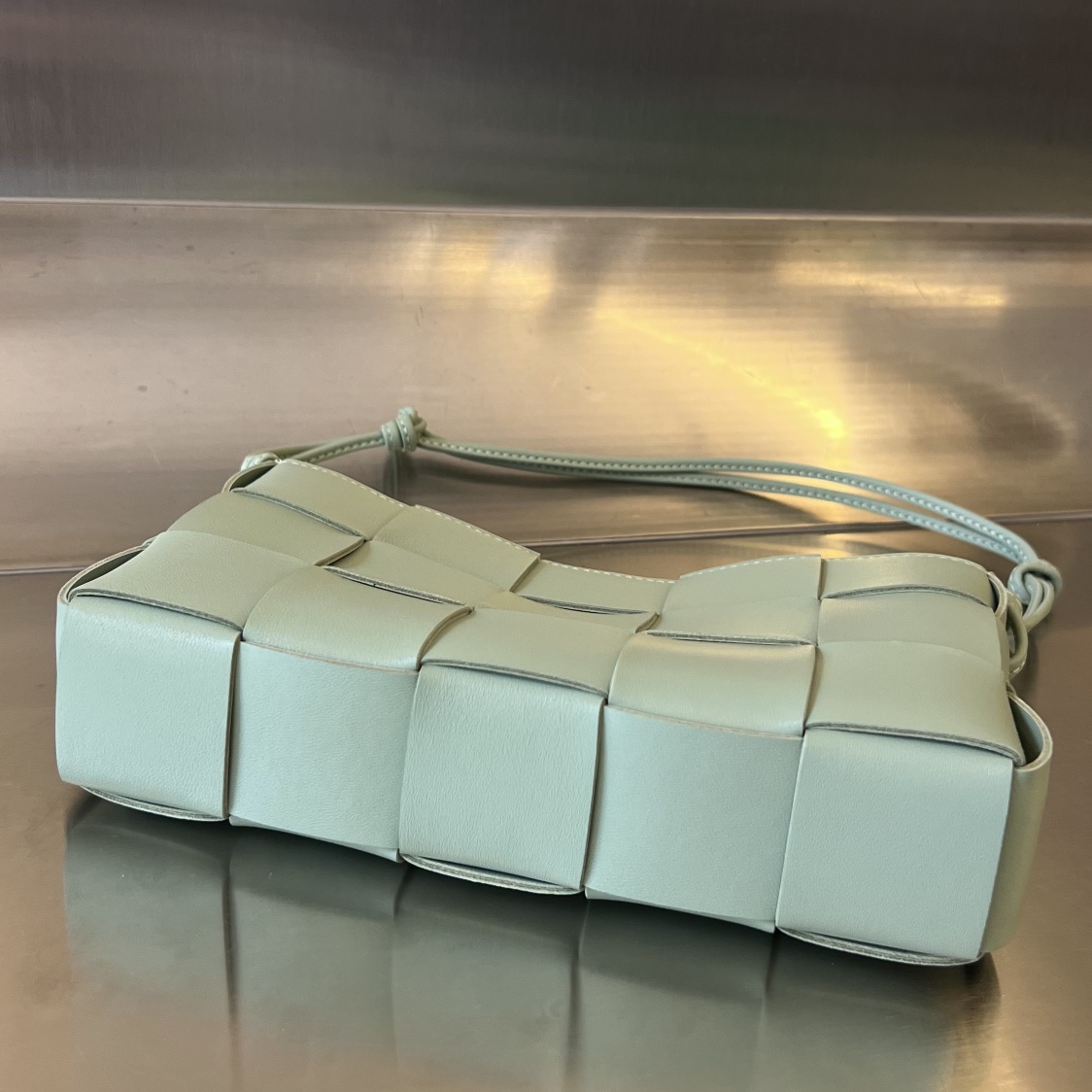bo*te*ga Ve*ne*ta bv cassette pouch on strap