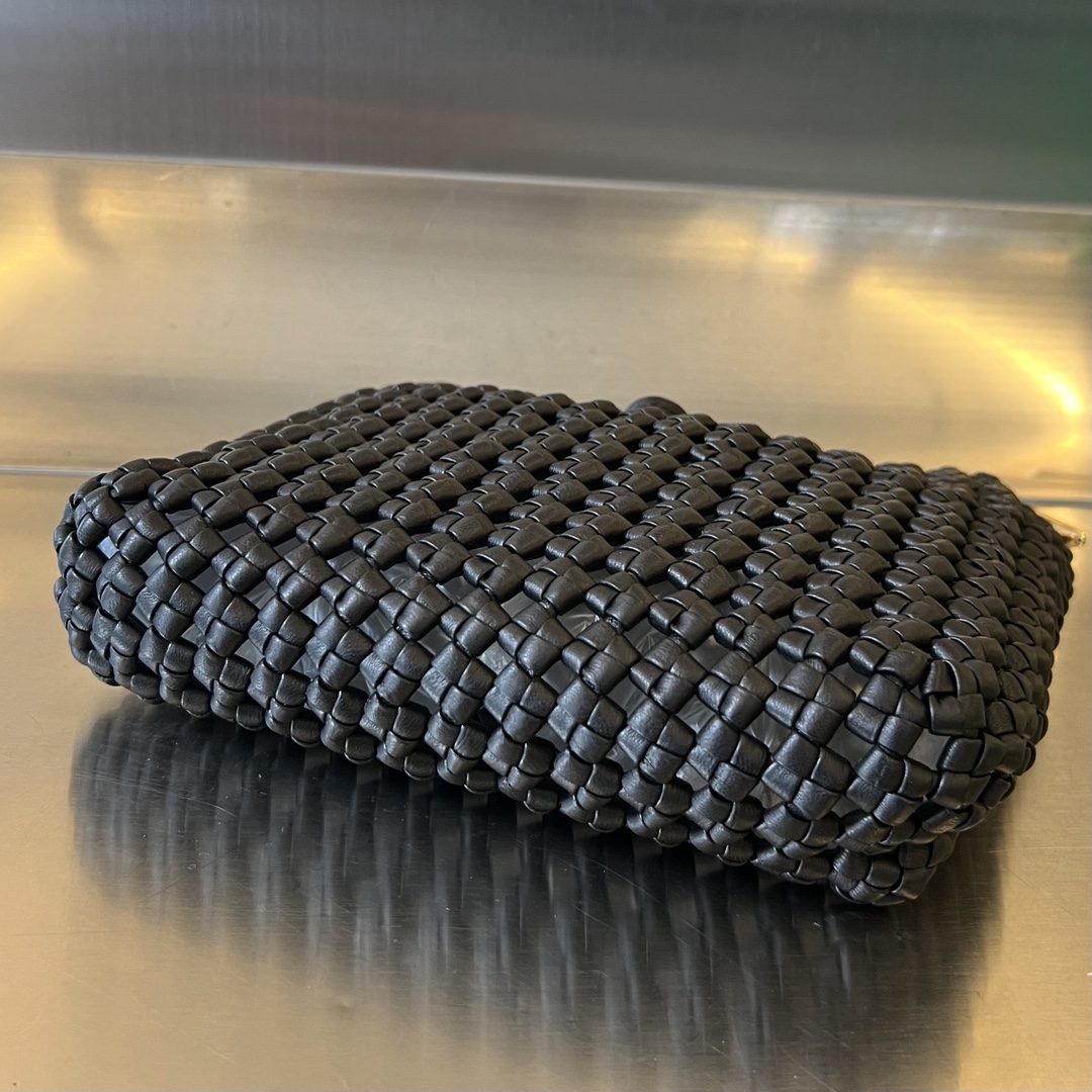 bo*te*ga Ve*ne*ta bv sardine bag