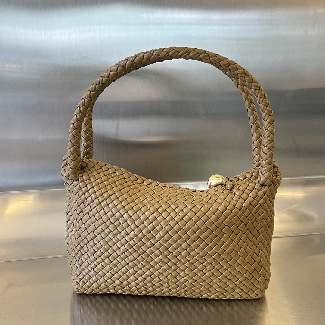 bo*te*ga Ve*ne*ta bv tosca shoulder bag