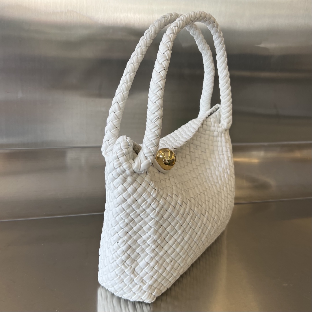 bo*te*ga Ve*ne*ta bv tosca shoulder bag