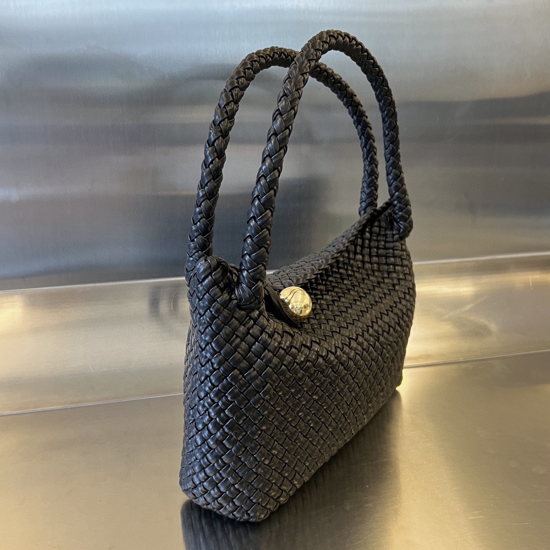 bo*te*ga Ve*ne*ta bv tosca shoulder bag