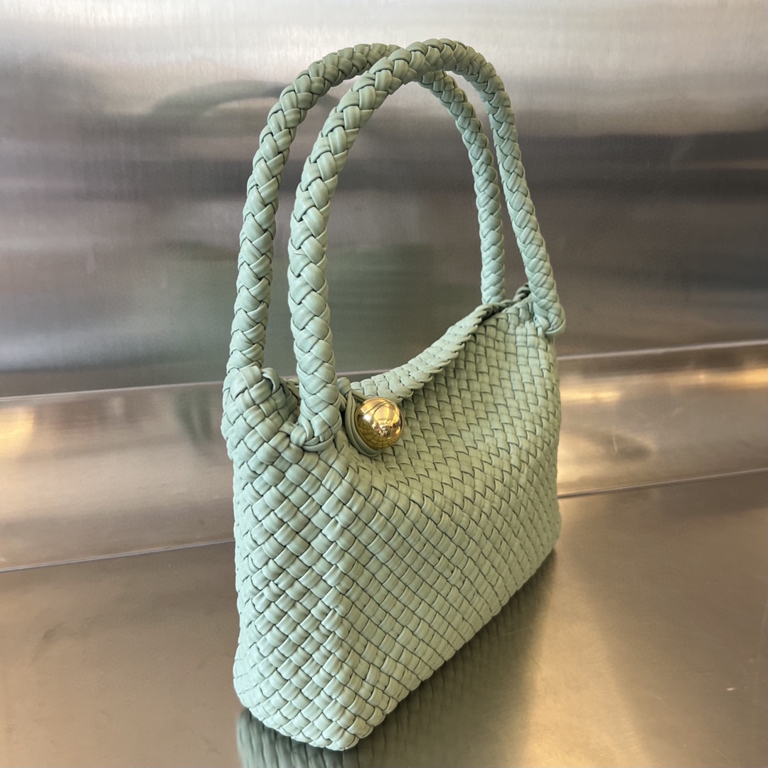 bo*te*ga Ve*ne*ta bv tosca shoulder bag