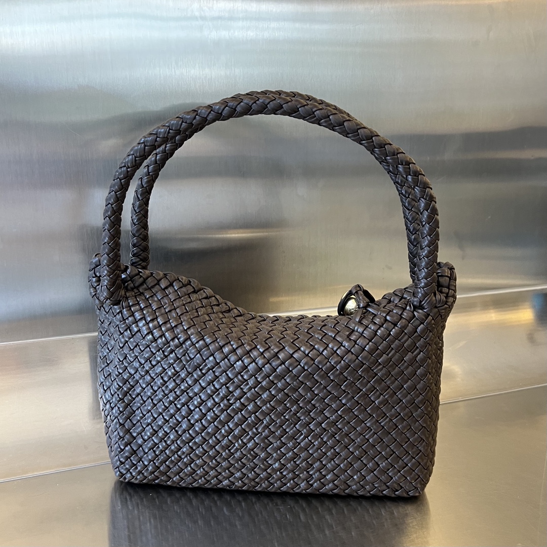 bo*te*ga Ve*ne*ta bv tosca shoulder bag