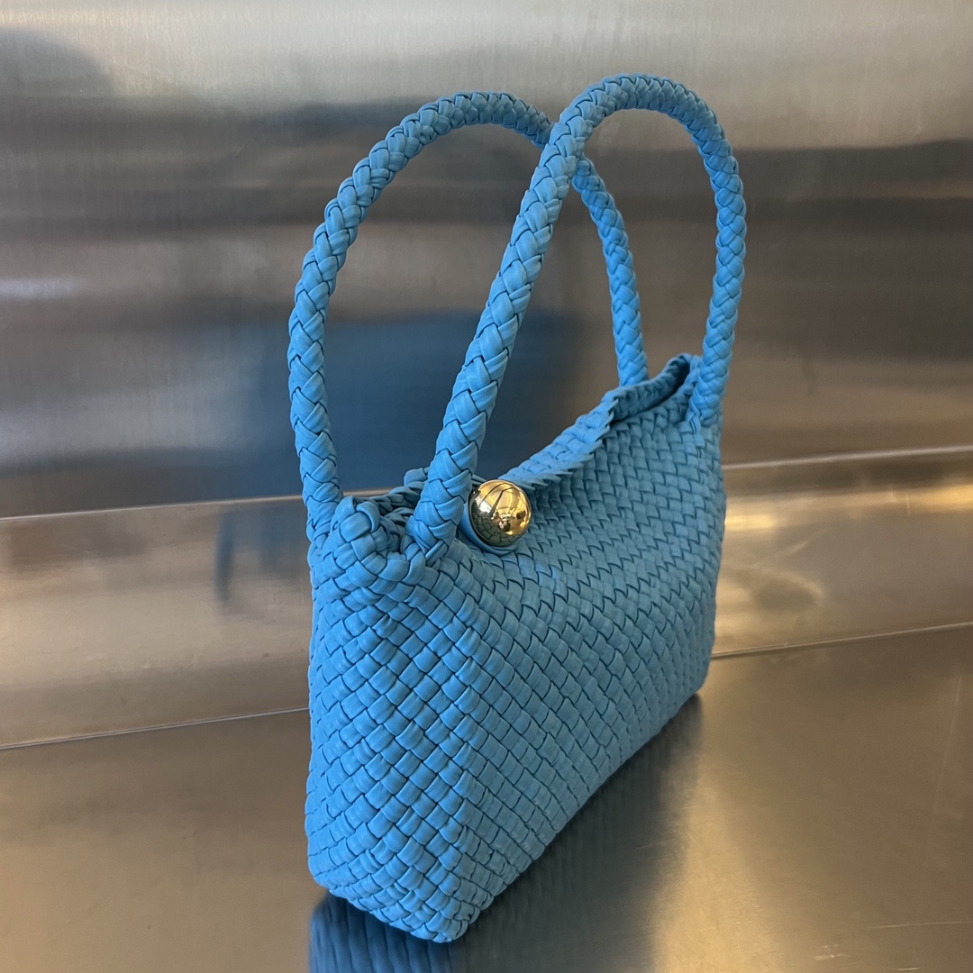 bo*te*ga Ve*ne*ta bv tosca shoulder bag