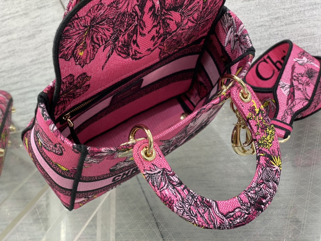 D*or medium lady d-lite bag